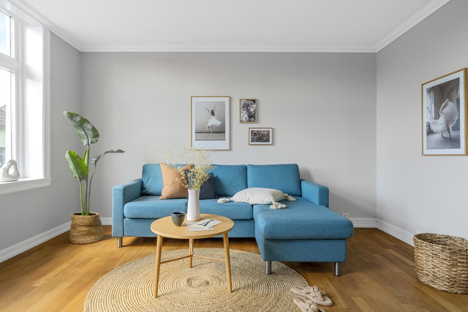 De to stuene gir leiligheten en fleksibel planløsning, her kan man innrede etter eget ønske og behov. Galleribilde