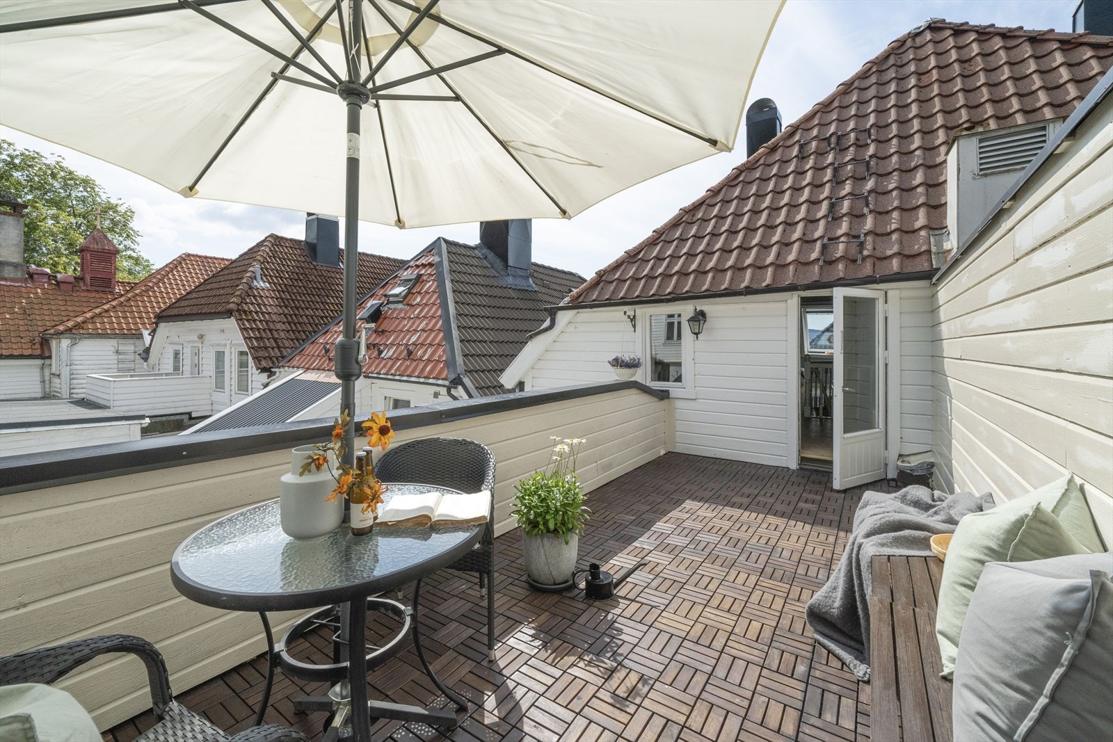 Fantastisk takterrasse på hele 14 kvm! Galleribilde