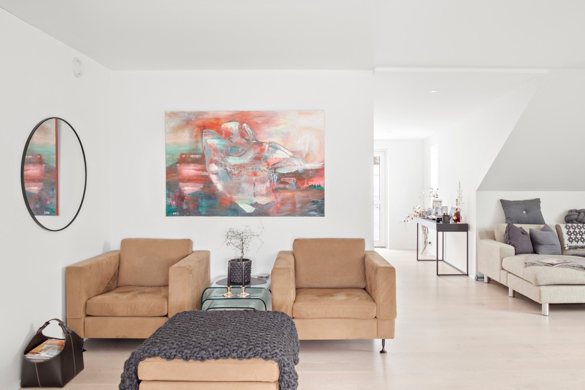 Godstolen som har utsikt og vedovn i fokus Galleribilde