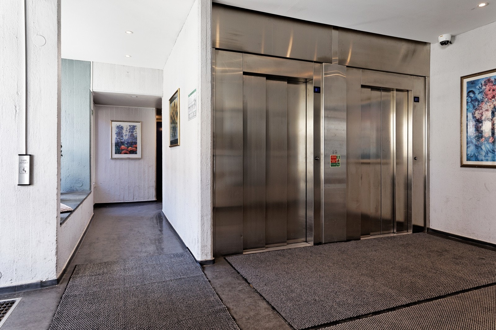 Inngangsparti Galleribilde