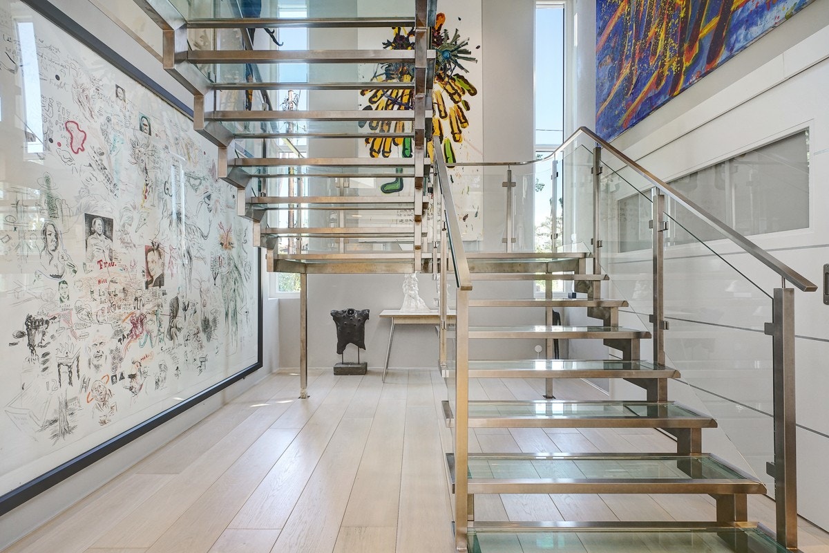 Designer trapp opp til hovedetasjen setter standarden Galleribilde