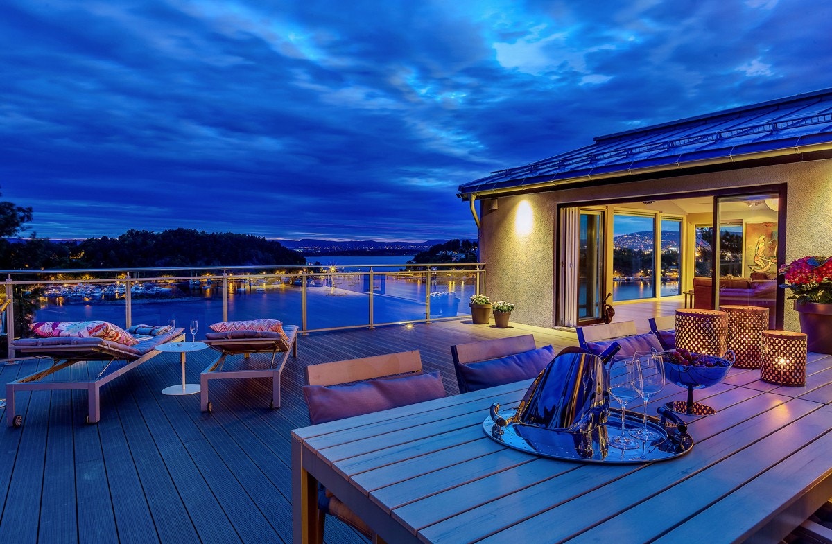 kveldsstemning og sol til kl 2230 om sommeren Galleribilde