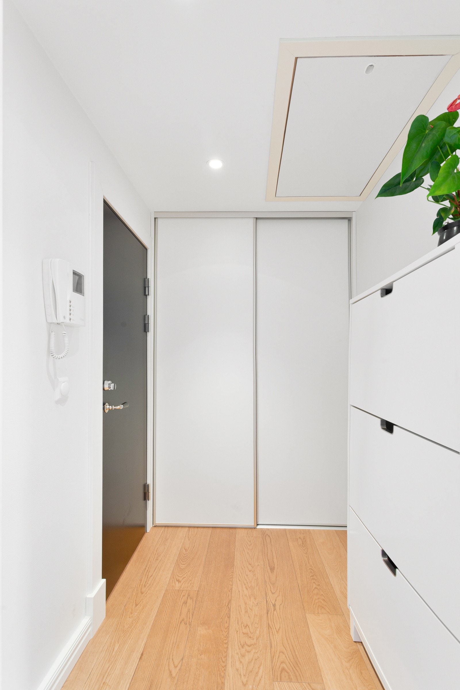 Boligen har i tillegg etablert egen utleiedel med gode leieinntekter. Galleribilde