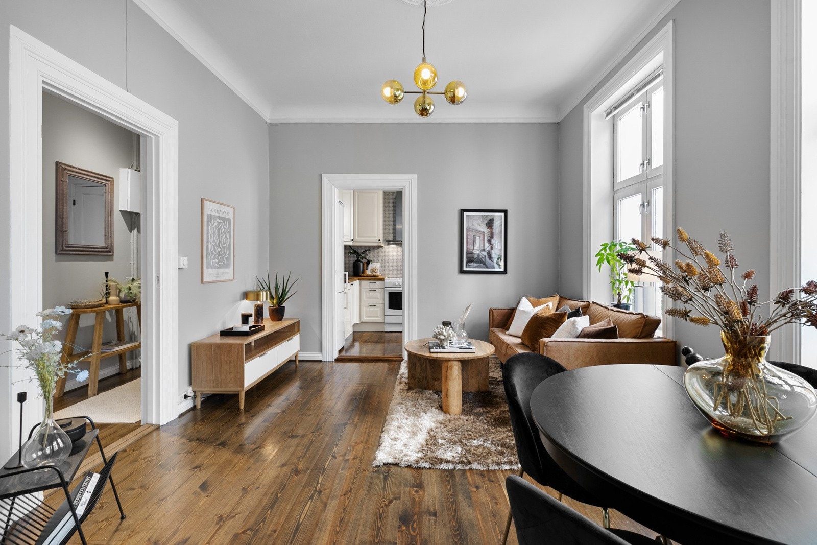 Dette er en lekker 2-roms som ligger skjermet til i indre gårdsrom Galleribilde