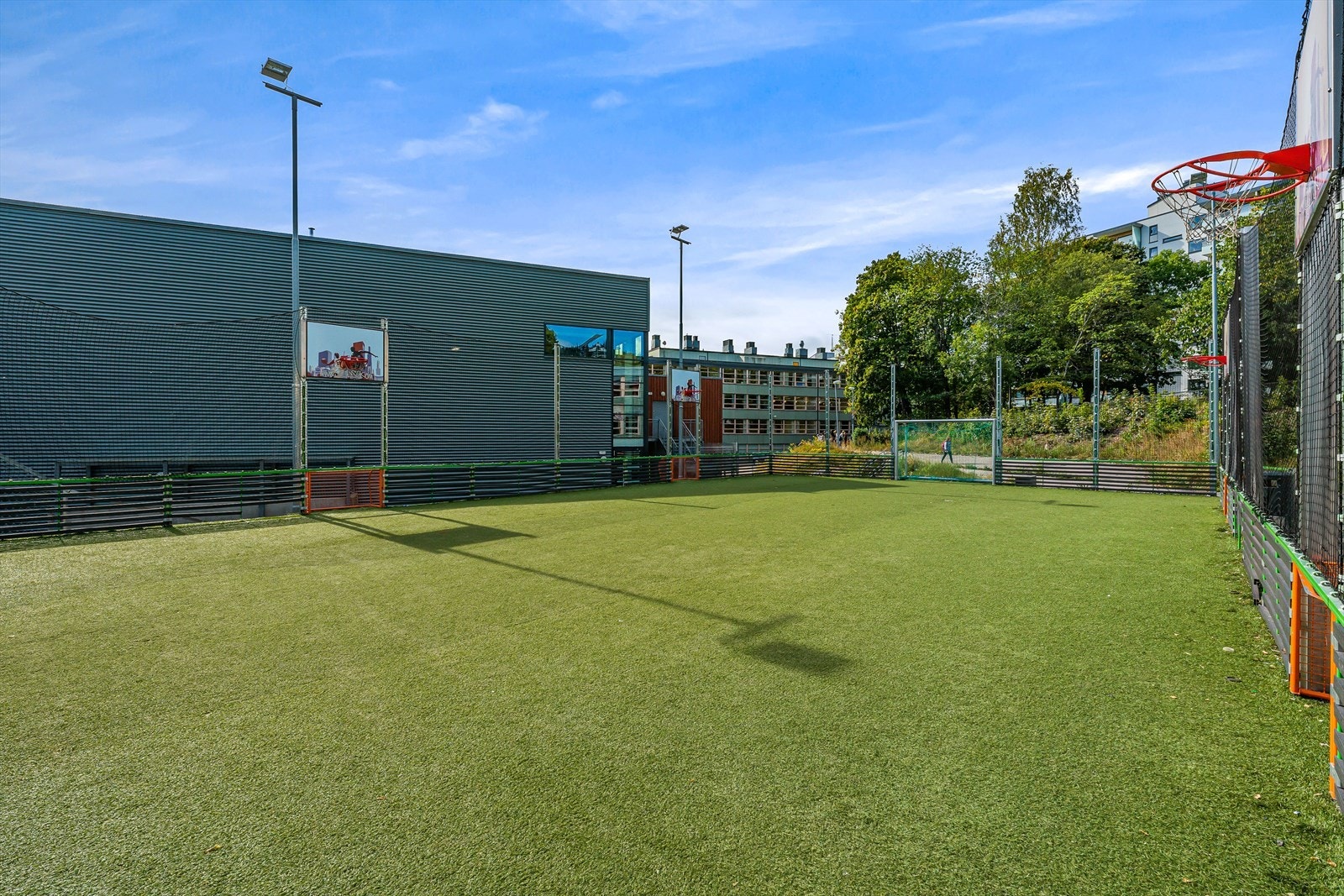 Flott balbinge med flere aktivitestmuligheter Galleribilde