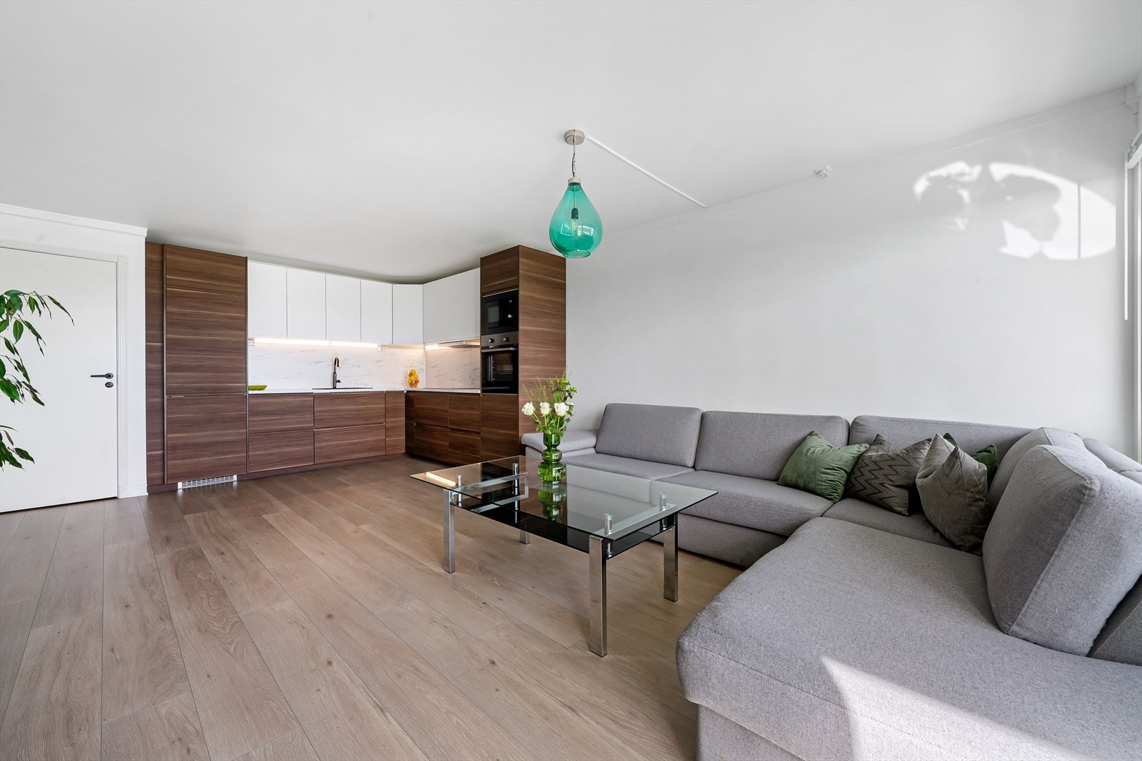 I 2020 ble det lagt nytt gulv og alle flater ble malt Galleribilde