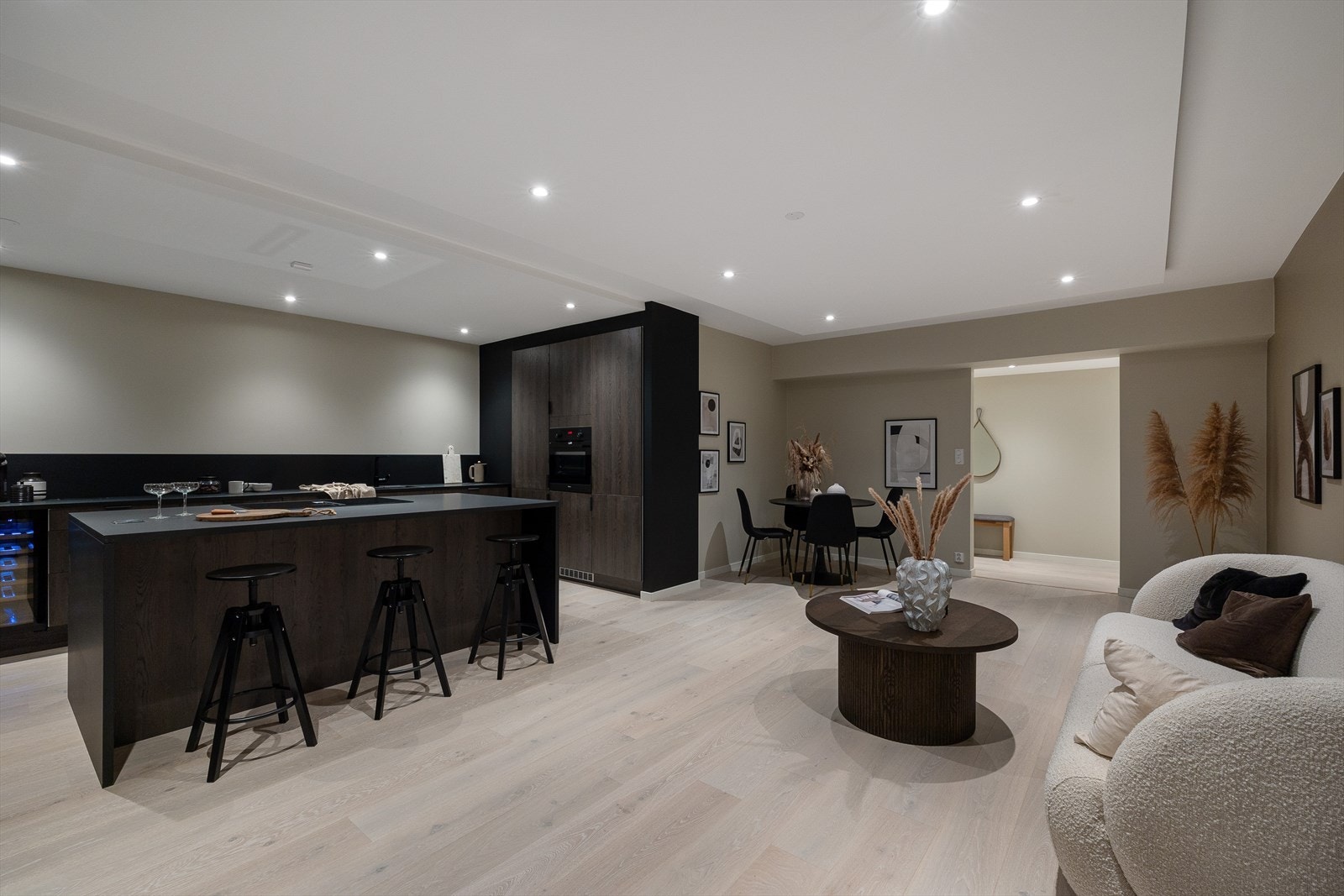 Åsmund Kvamme - Eiendomsmegler Vest presenterer Strandgaten 203 Galleribilde