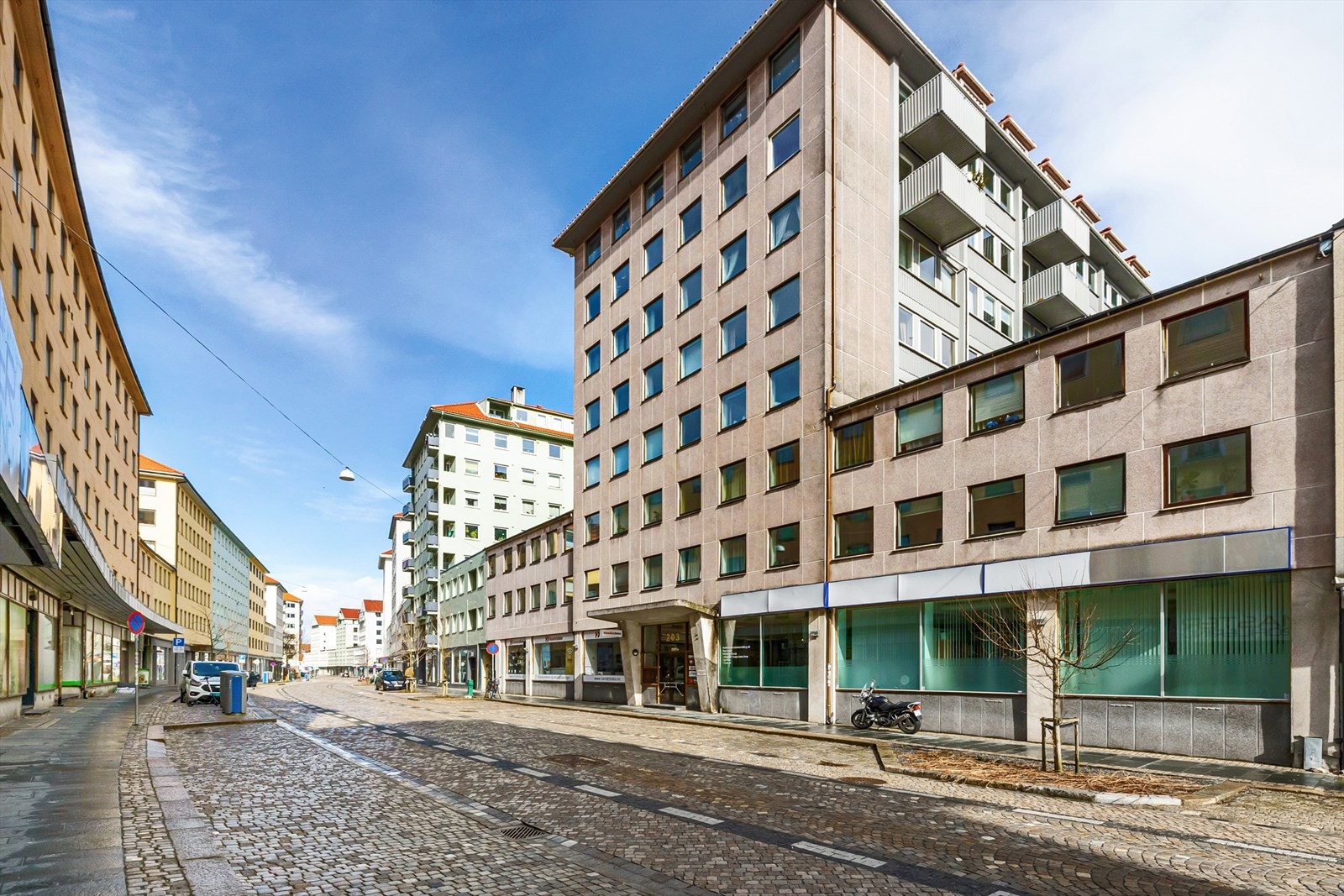 Nylagt brostein i gaten Galleribilde