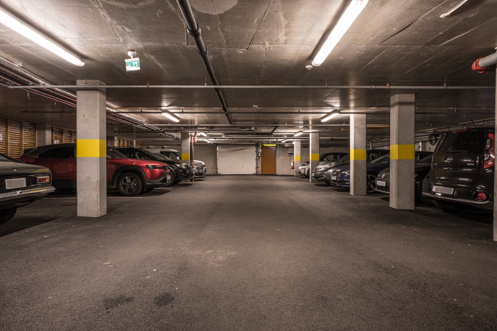 - Trappefri adkomst fra garasjen til boligen - Galleribilde