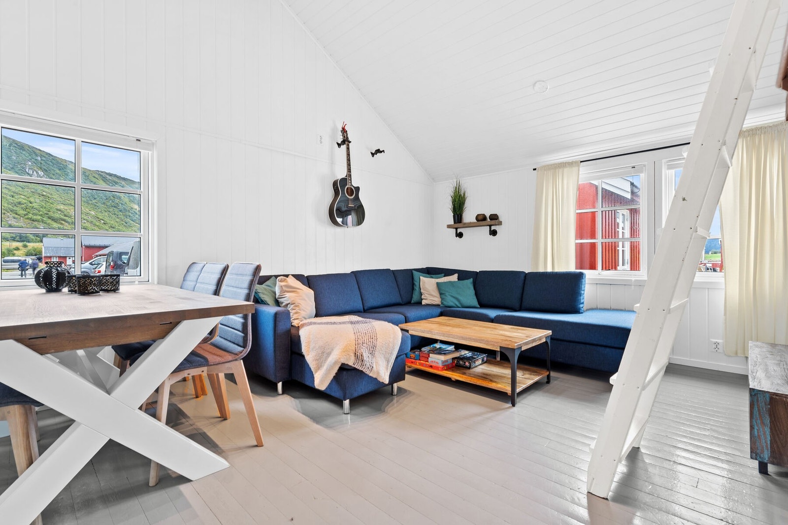 Boligen har et bruksareal på 43 m². Galleribilde
