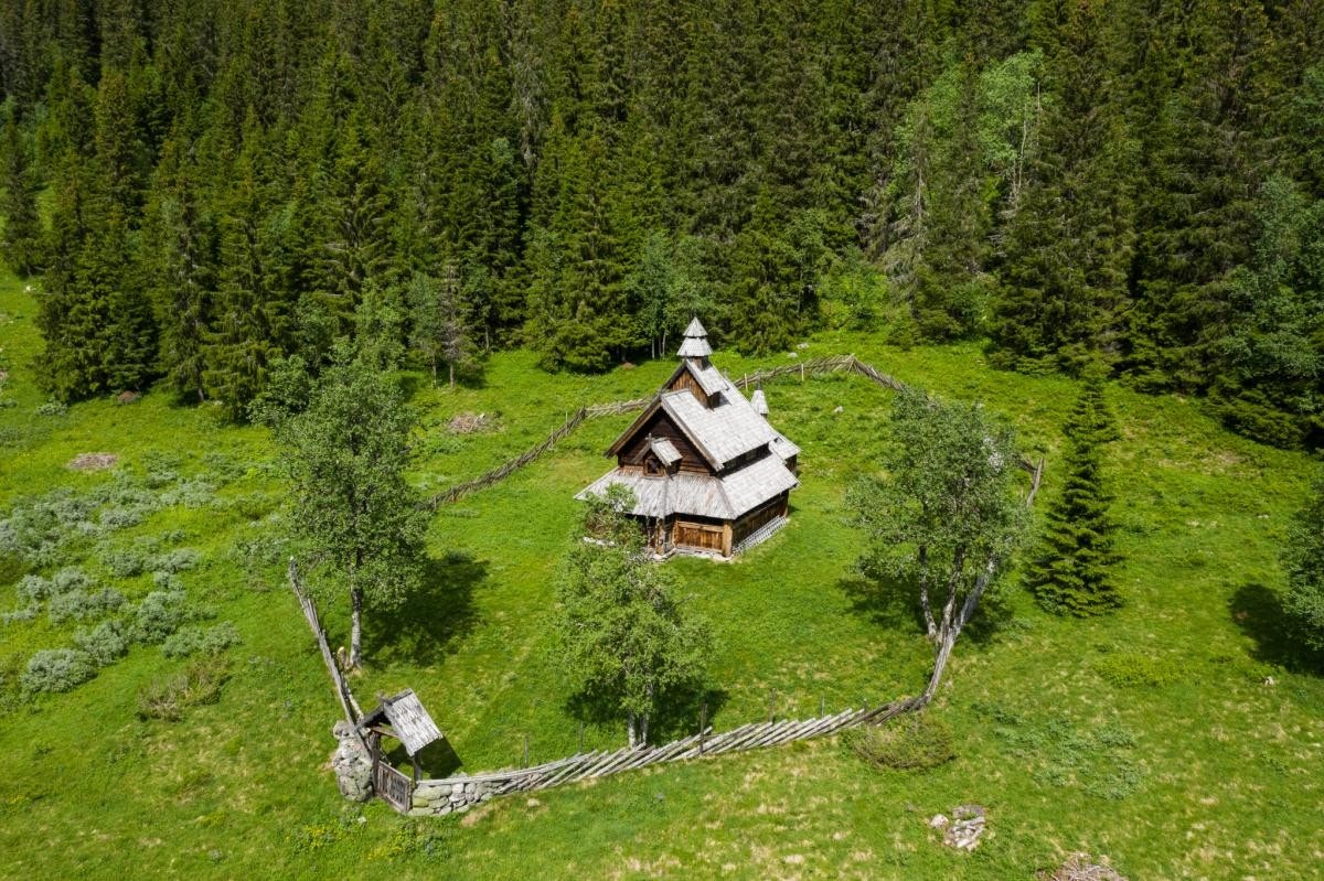 Eiendommens eget kapell Galleribilde