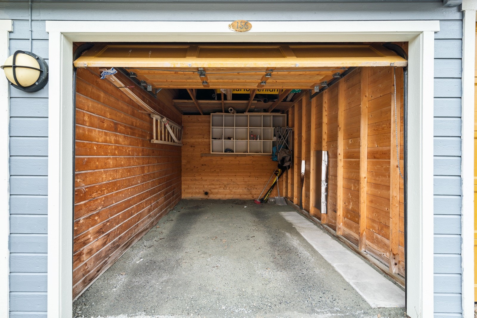 Leiligheten disponerer egen garasje Galleribilde