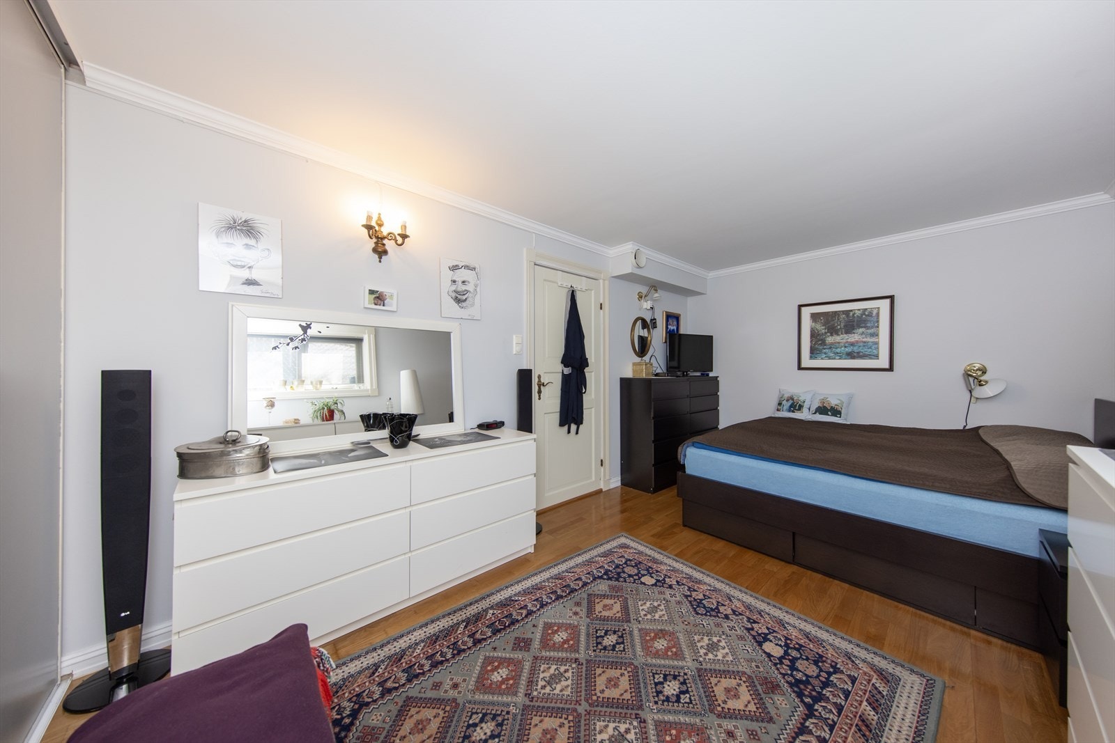 Underetasje: Rom innredet til soverom/trimrom (byggemeldt som bod/hobbyrom). Galleribilde