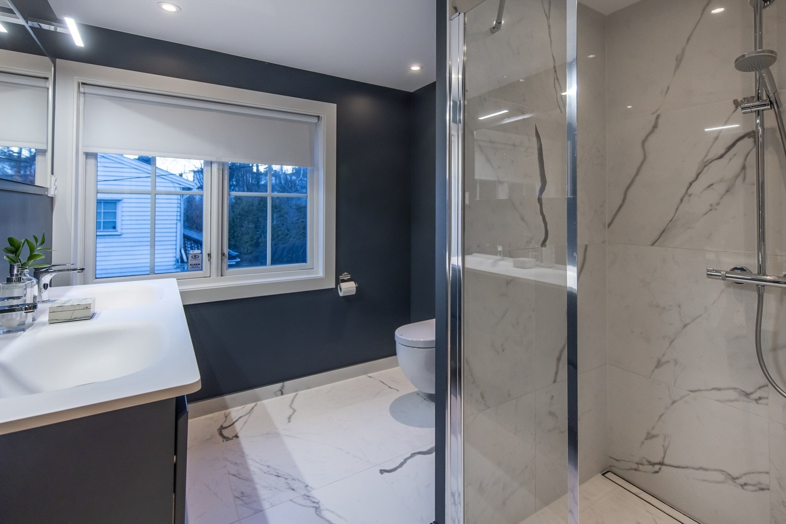 Og eget lekkert bad. Galleribilde