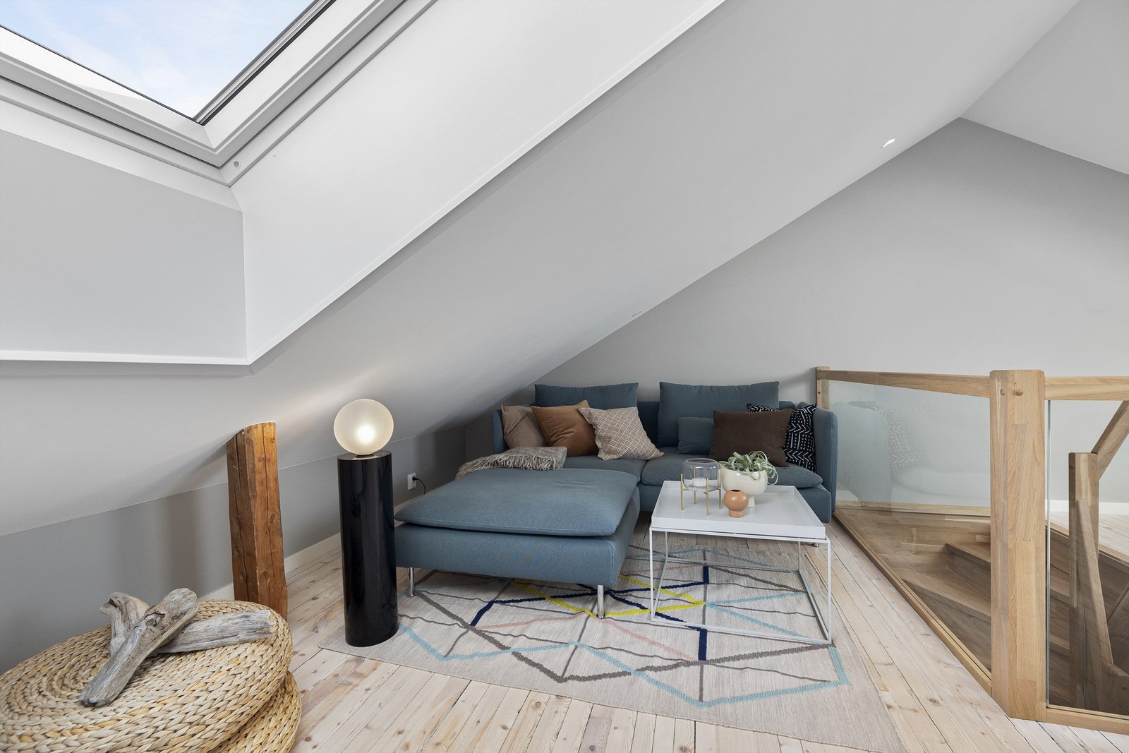 Etasjen byr på flere utnyttelses- og
møbleringsmuligheter Galleribilde