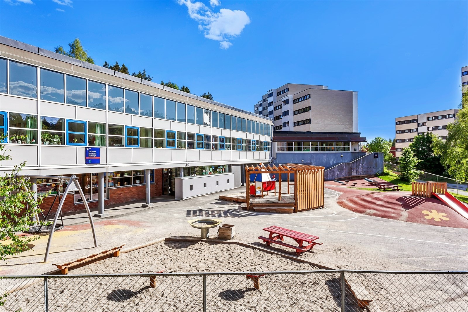 kort avstand til barnehage og skole. Galleribilde