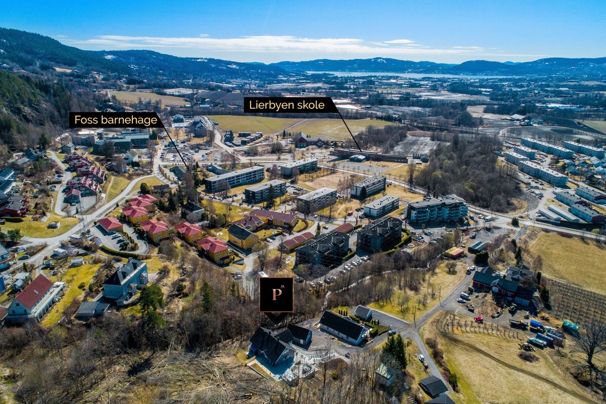 Herfra er det gangavstand til skoler, barnehager og det aller meste man trenger i hverdagen. Galleribilde