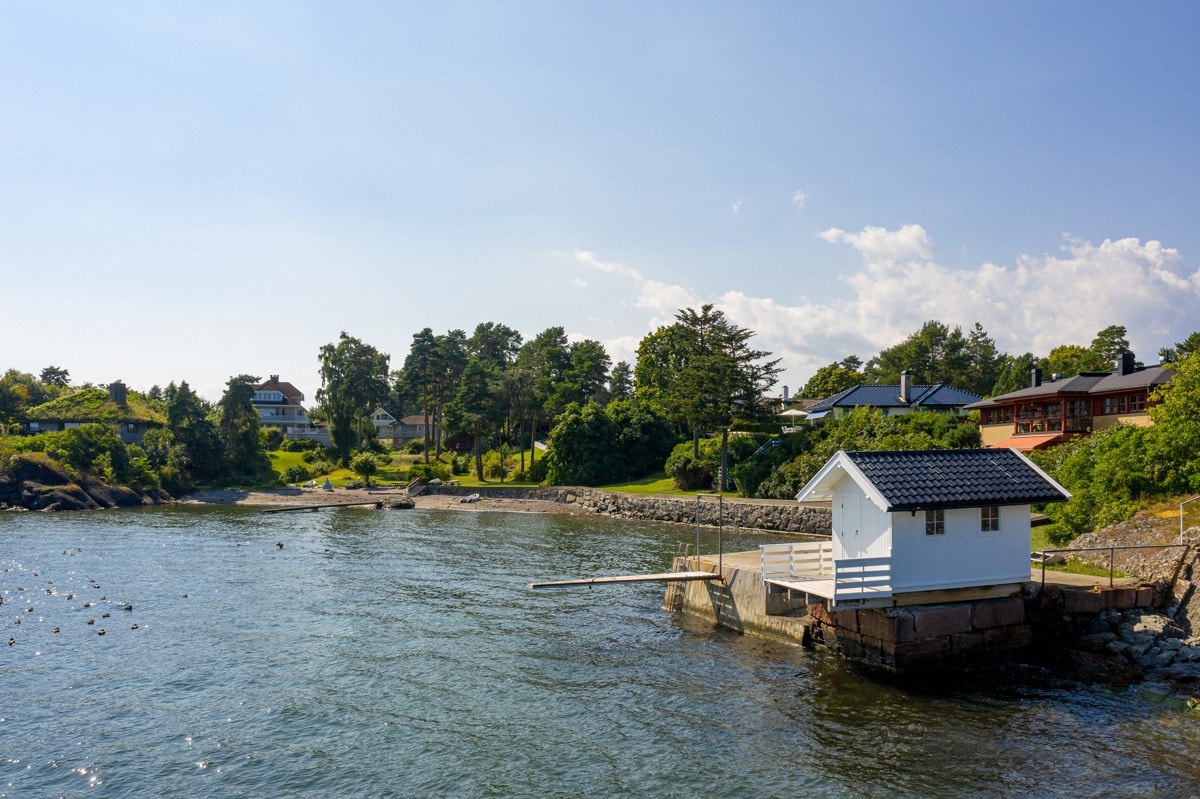 Fra felles badehus og strand Galleribilde