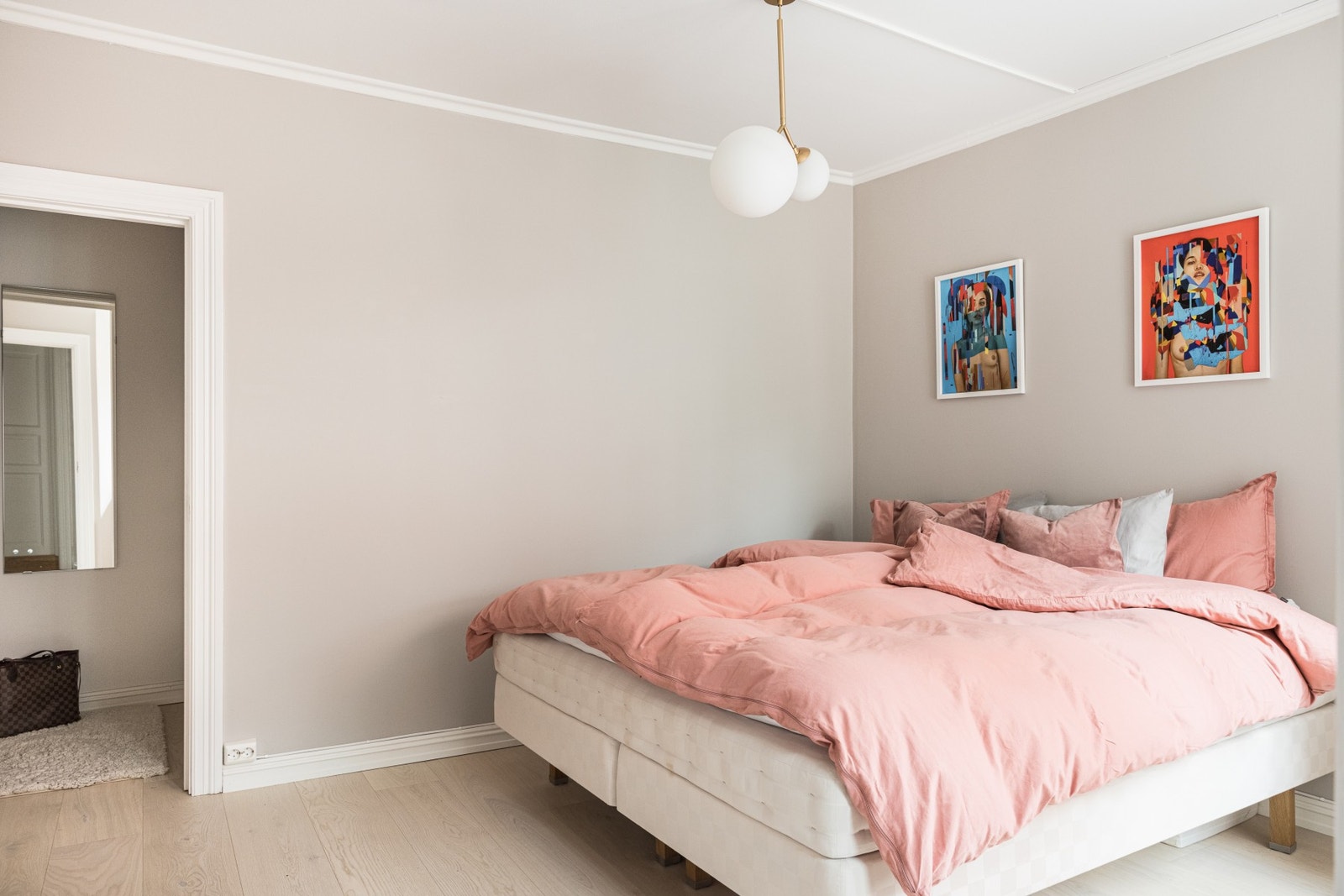 Velvalgte harmoniske fargetoner. Galleribilde