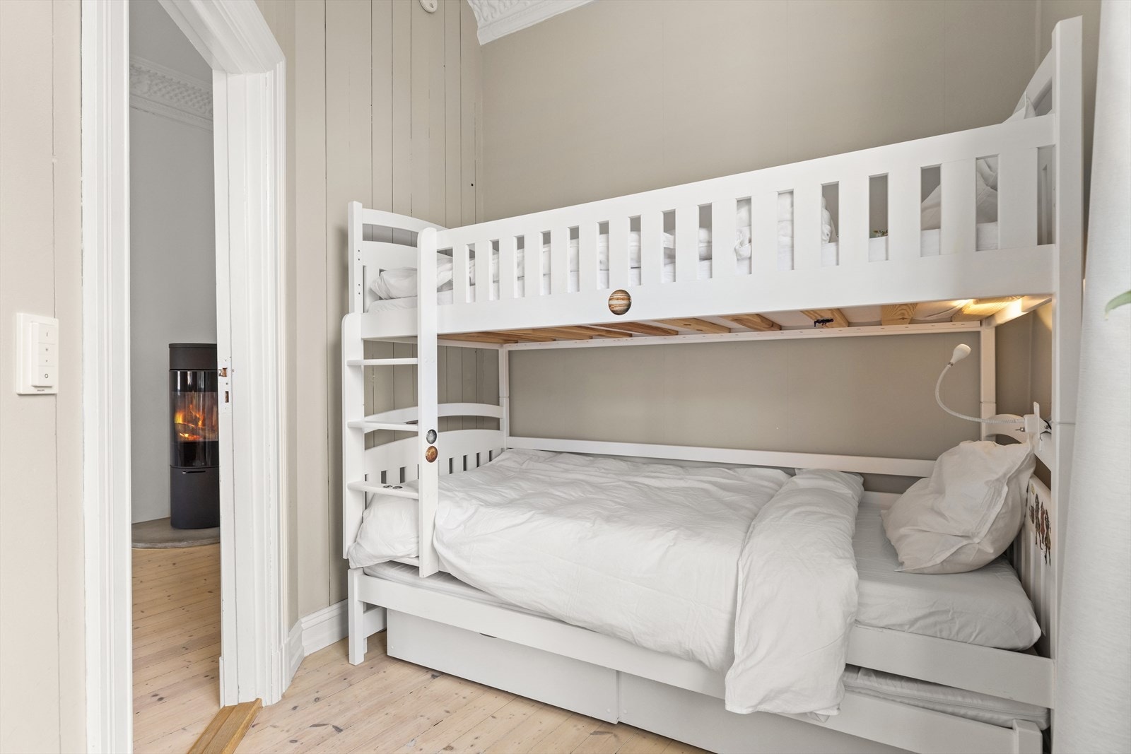 Rommet egner seg perfekt til barnerom/gjesterom/hjemmekontor - hva man måtte ønske Galleribilde