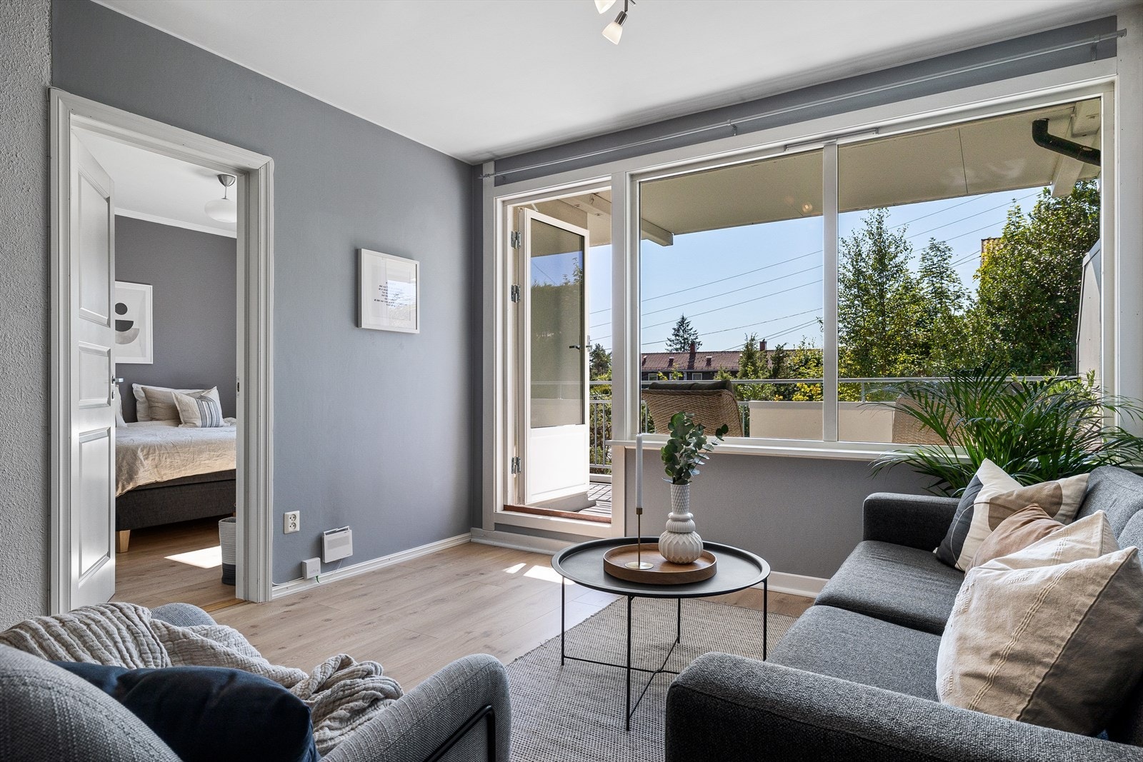 Lekker 3-roms leilighet med god standard på overflater og interiør Galleribilde