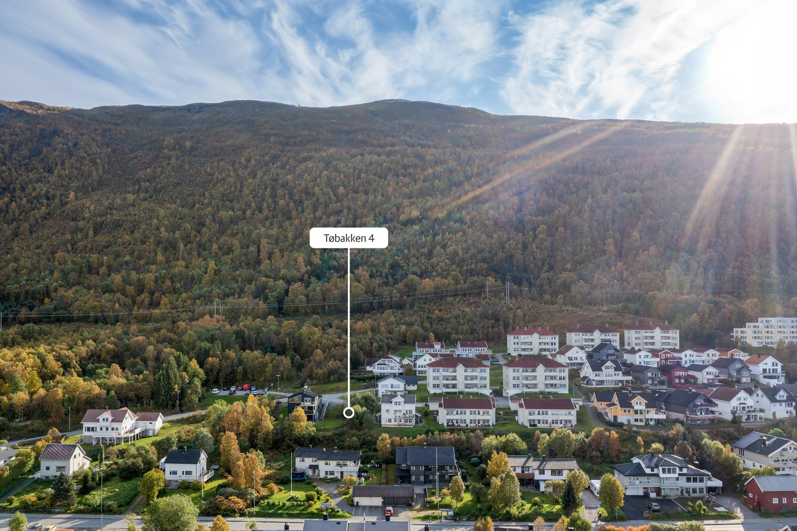 Her har du sol fra tidlig på dagen til den går ned på kvelden.