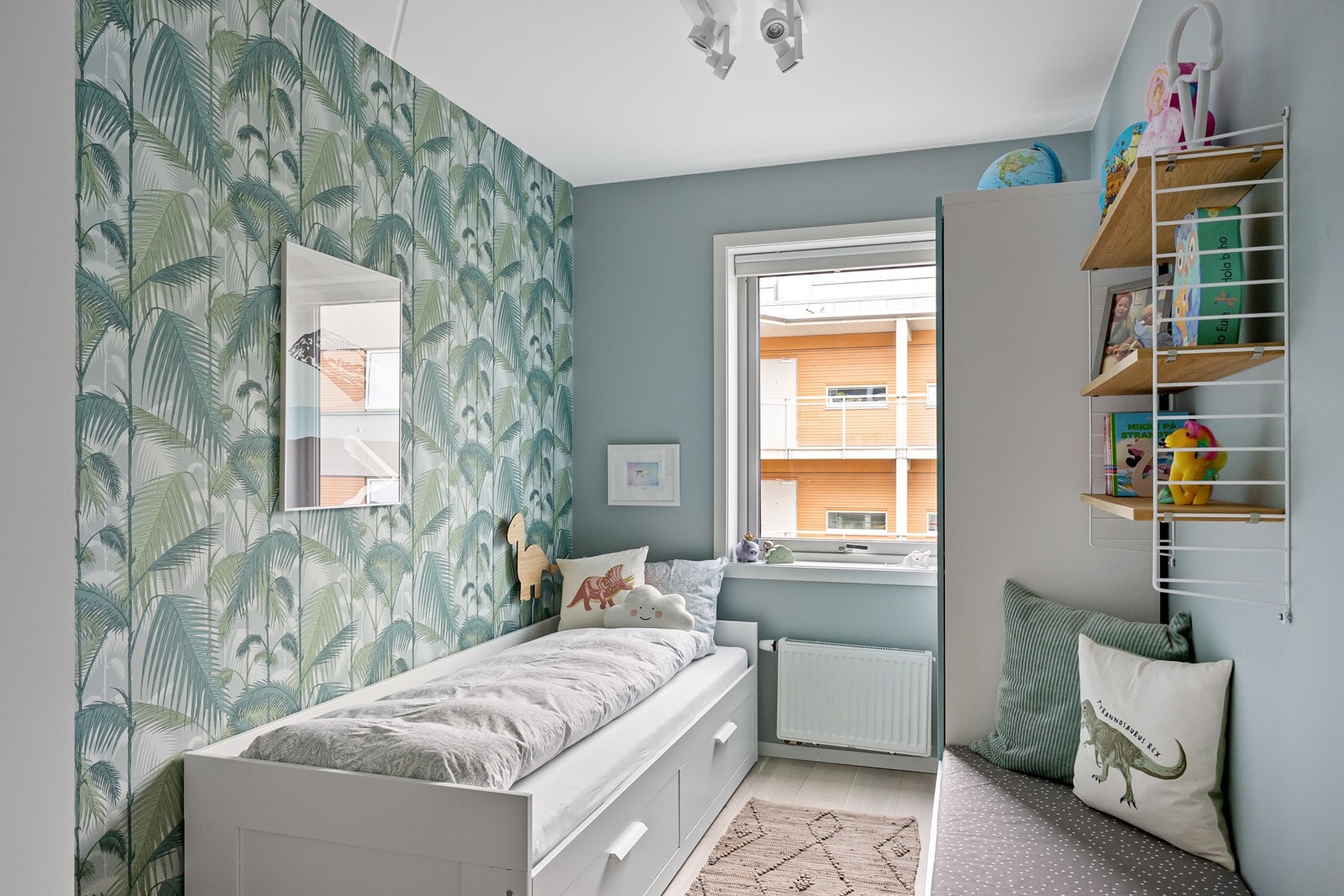 Soverom 2 er også av god størrelse og er perfekt som barnerom, gjesterom eller kontor Galleribilde