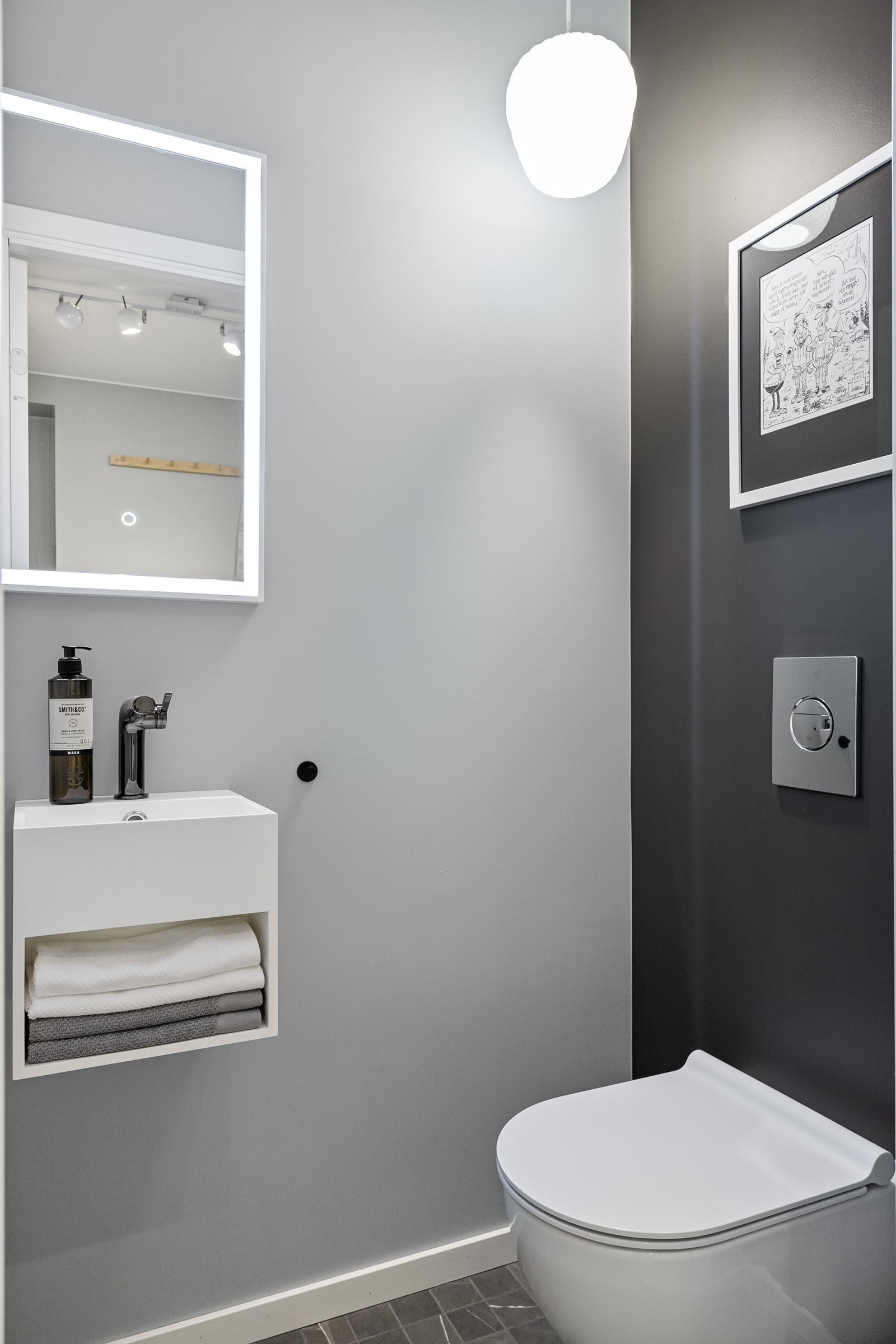 Separat WC med adkomst fra entré Galleribilde