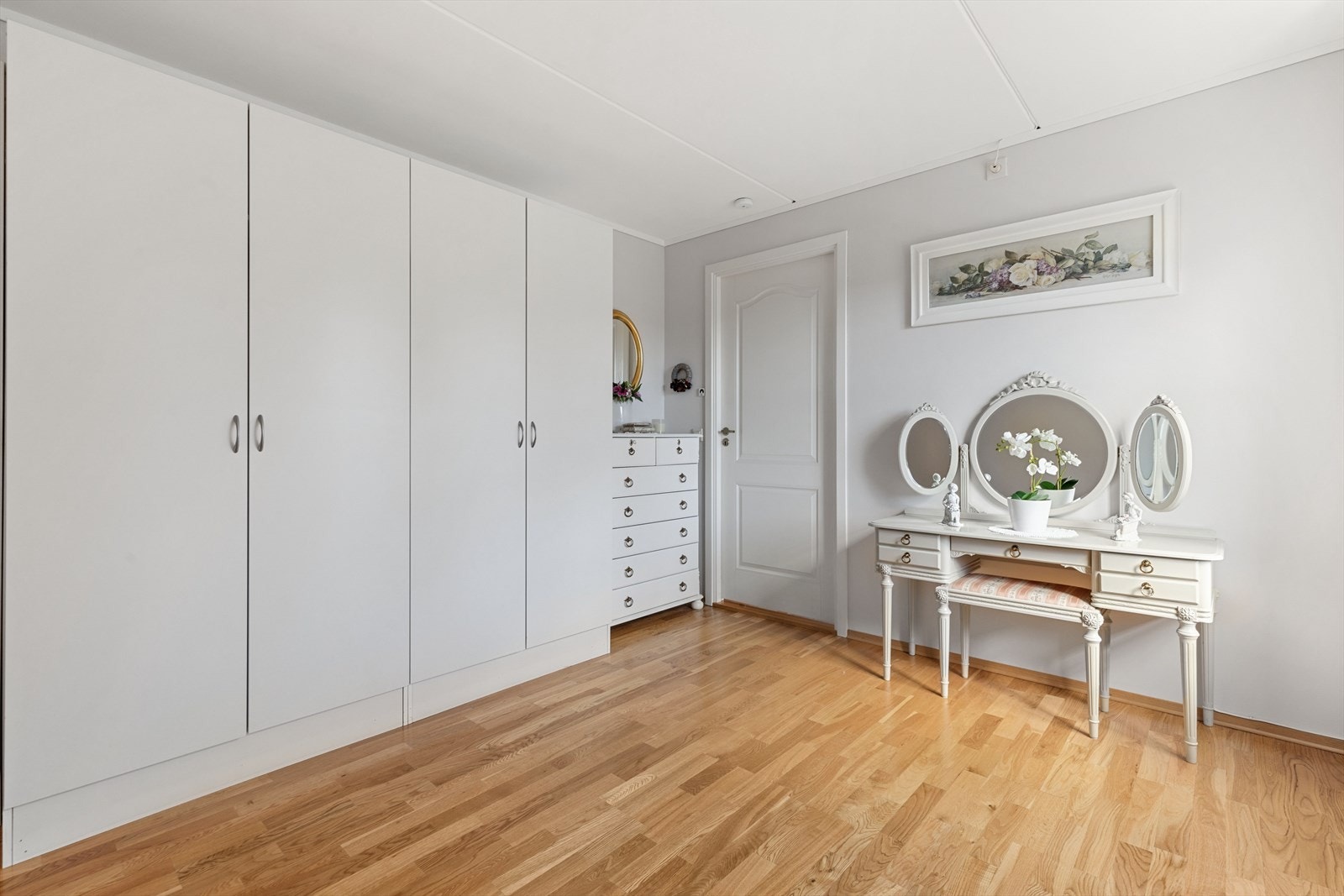 Hovedsoverommet har to garderobeskap. Galleribilde