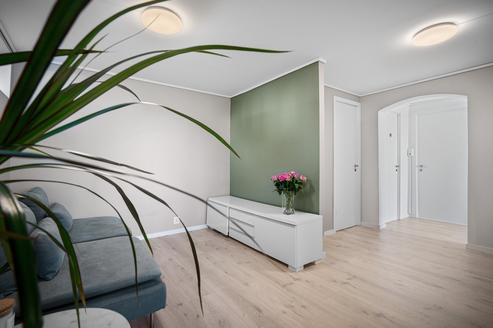 Stue mot bod, WC og vaskerom Galleribilde