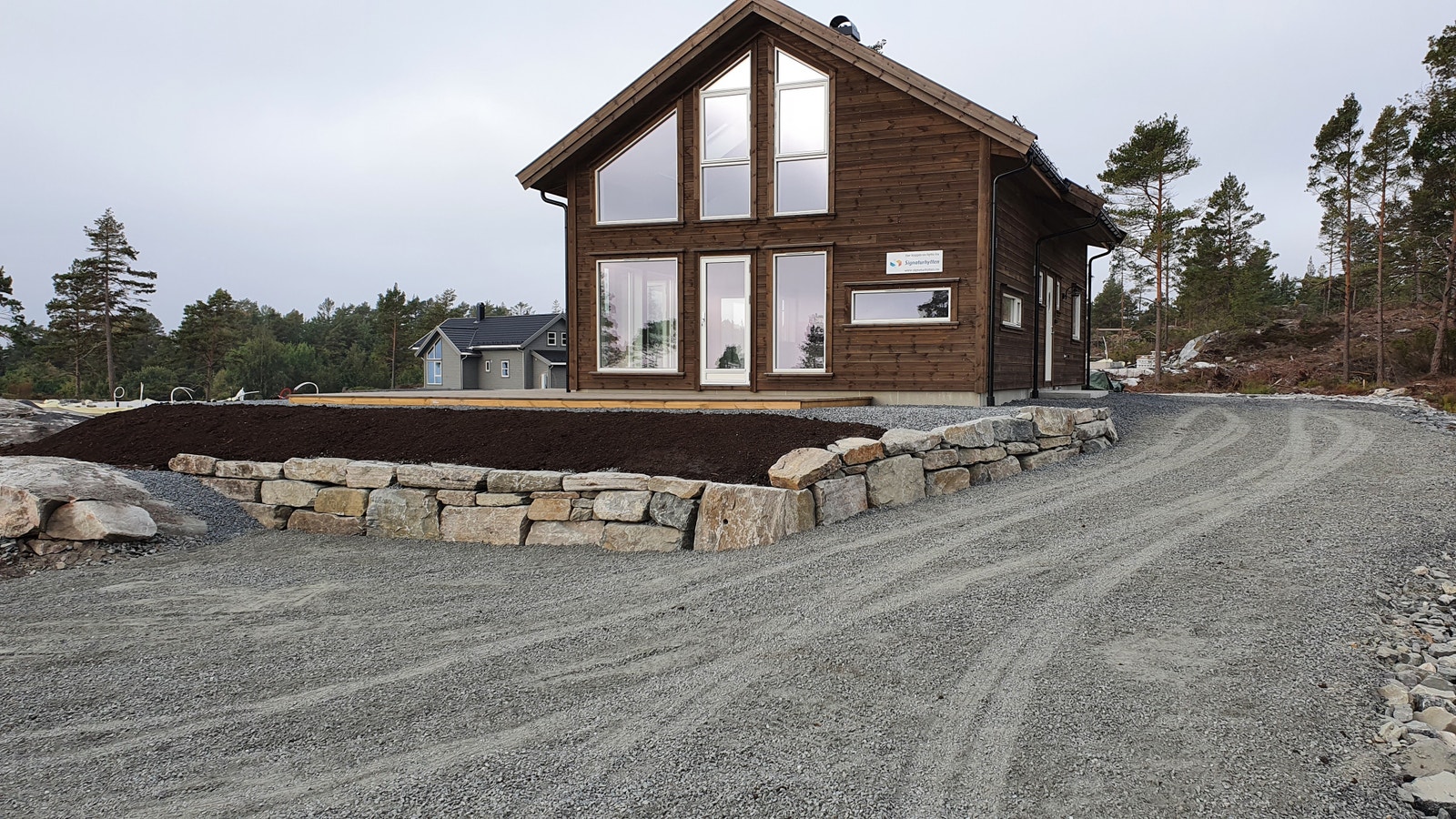 Hytten er solgt, men vi har flere utrolige fine utsiktstomter. Galleribilde