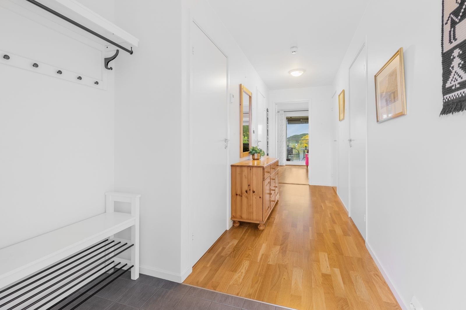 Gang/Entré Galleribilde