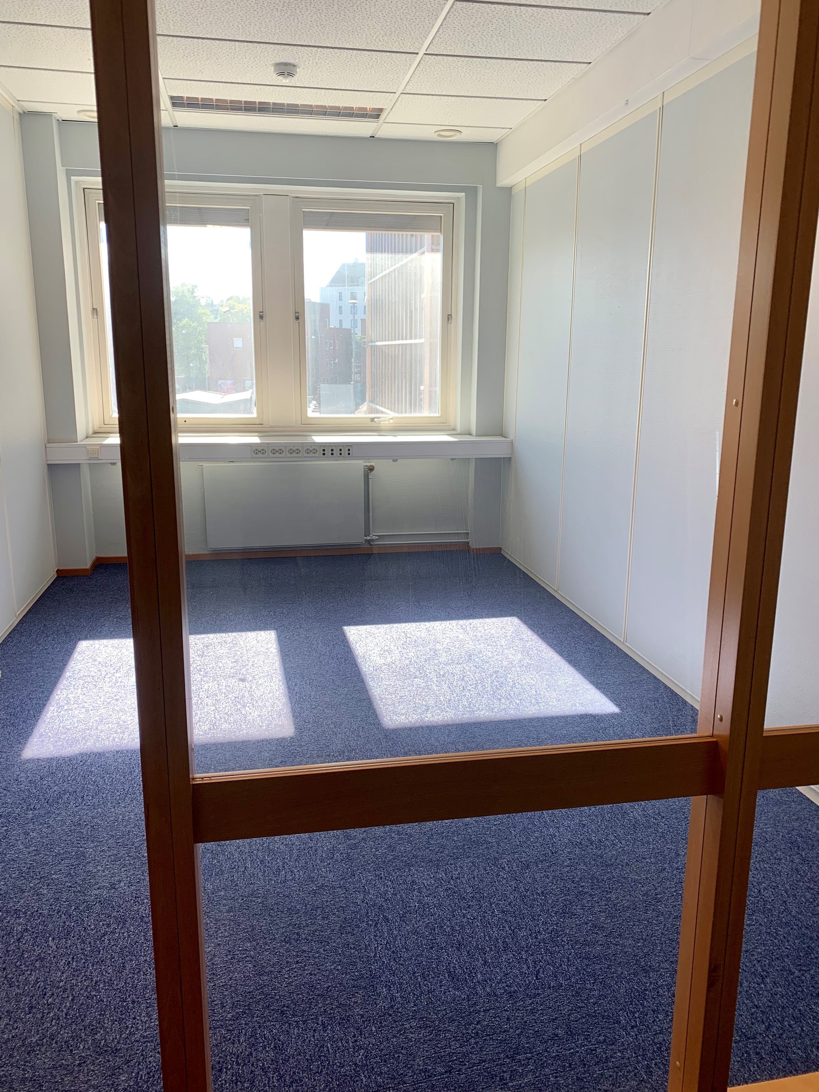 3.etg - enelt kontorer kan leies. Galleribilde