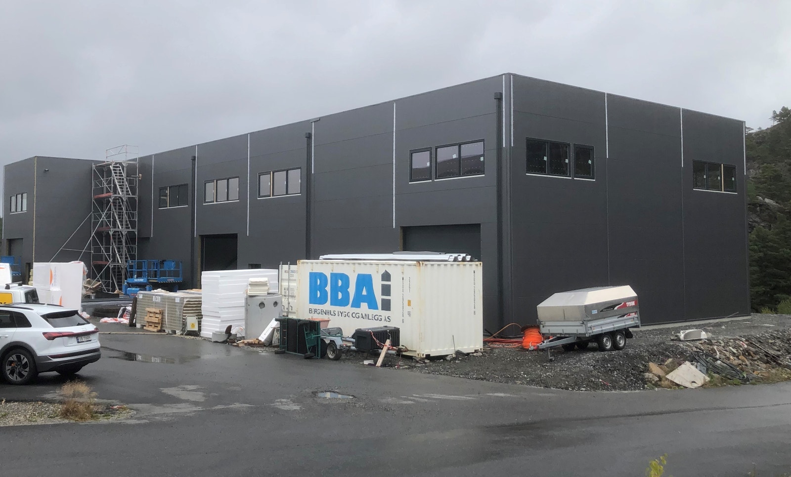 Seksjon B med god plass og potensiale for kontor i 2. etg Galleribilde