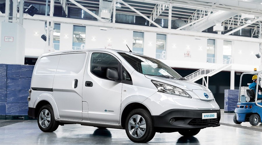 Hvit Nissan Varebil e-NV200 40 kWh Nr. 565