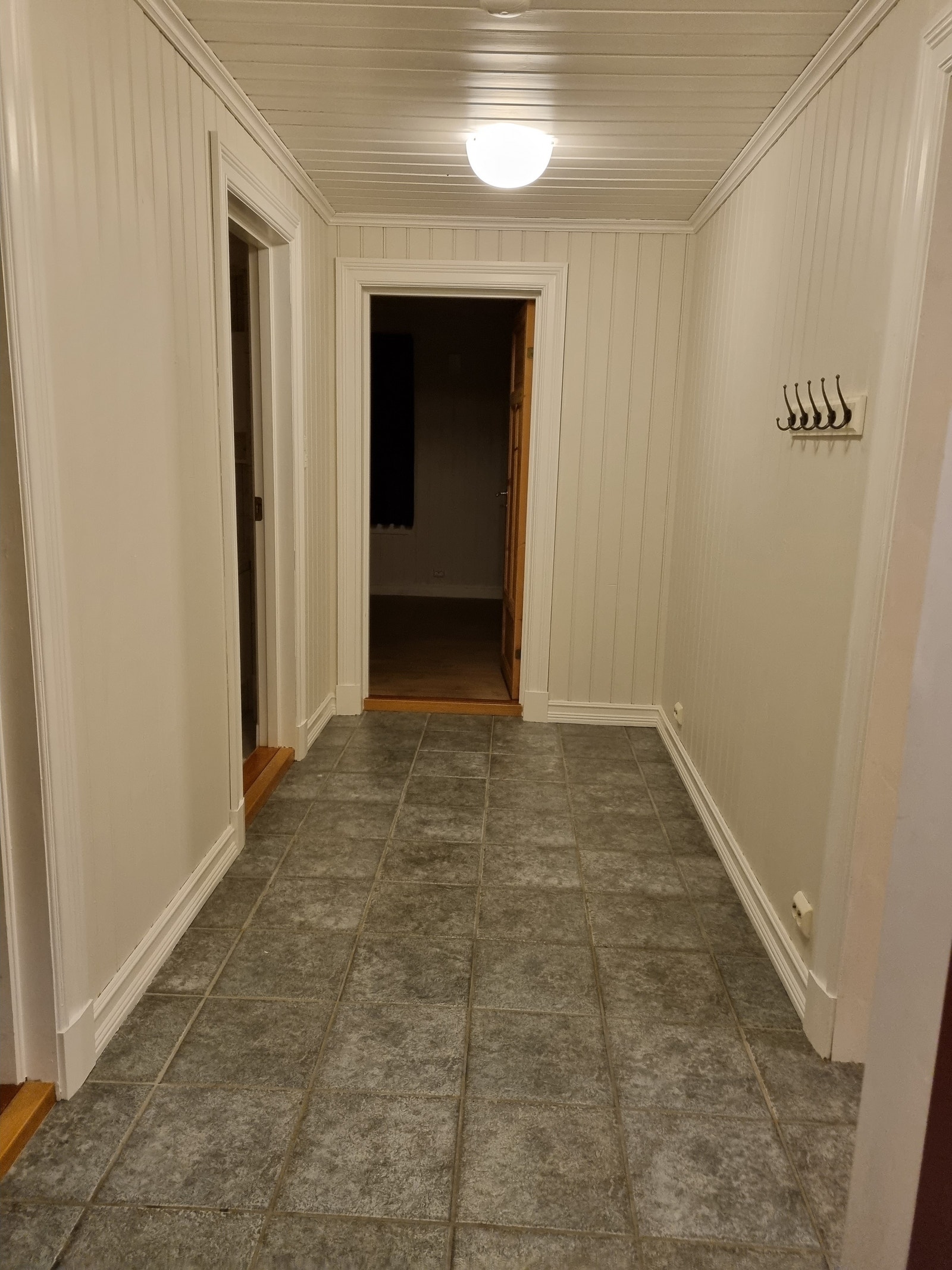 Gang - entre 6,8 m2 Galleribilde