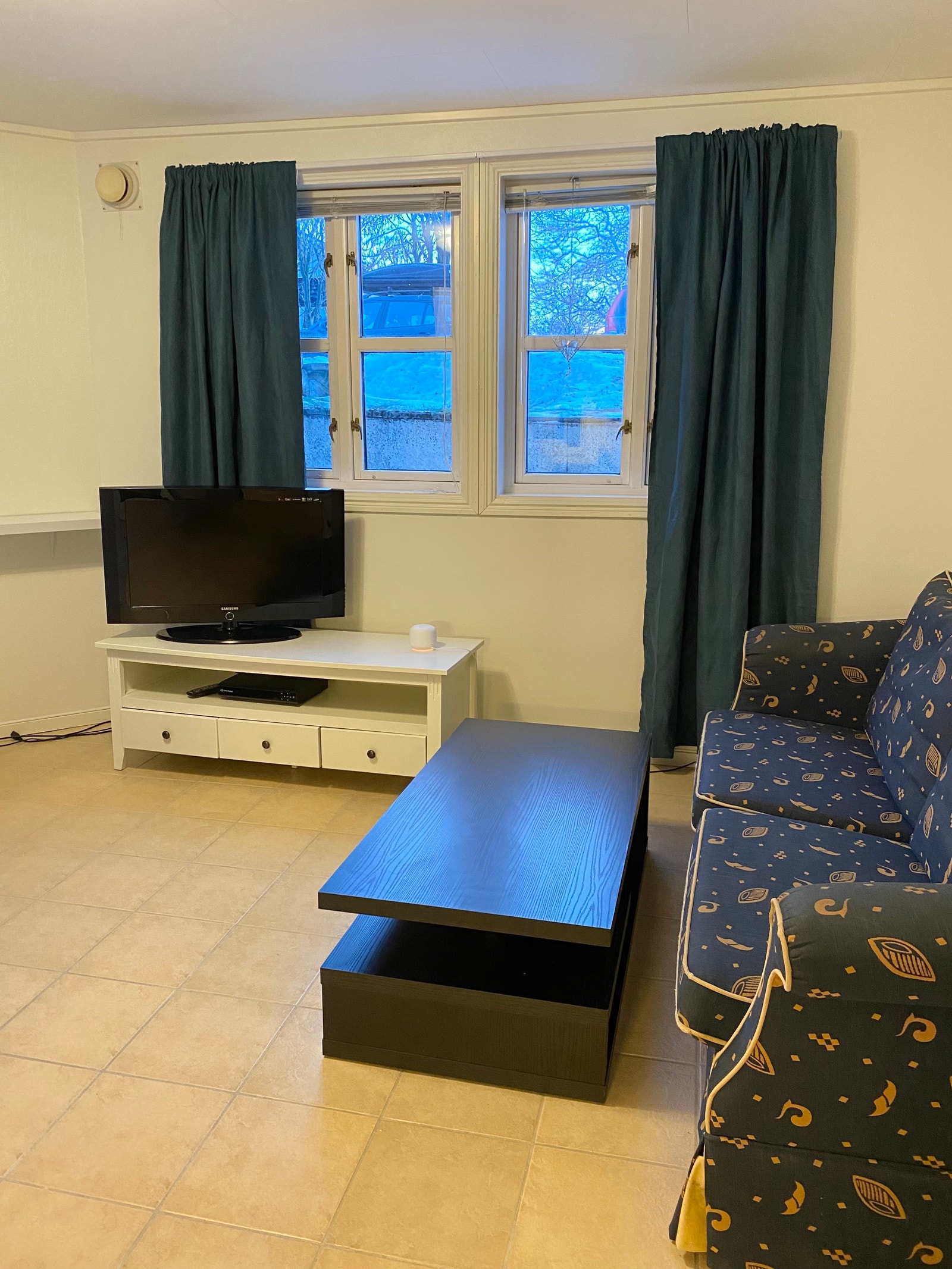 Vinduer som slipper inn mye lys Galleribilde