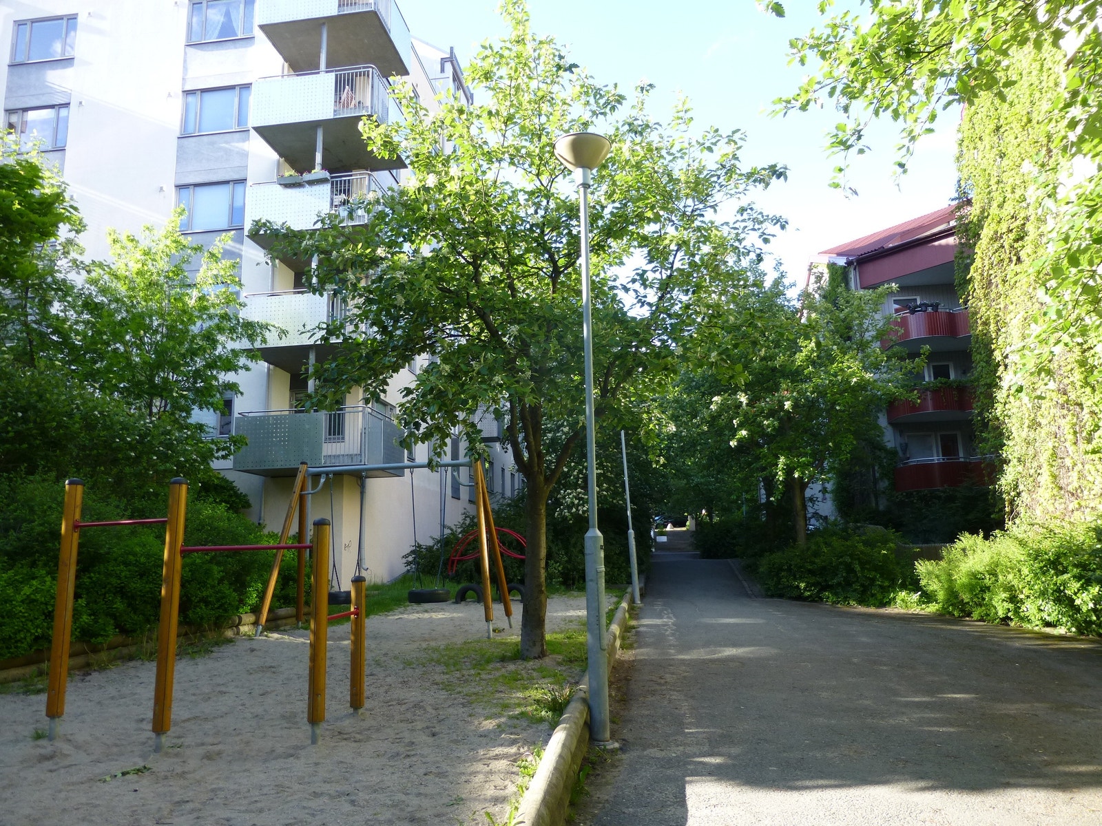 Den hyggelige miljøgaten som soverommene vender ut mot Galleribilde