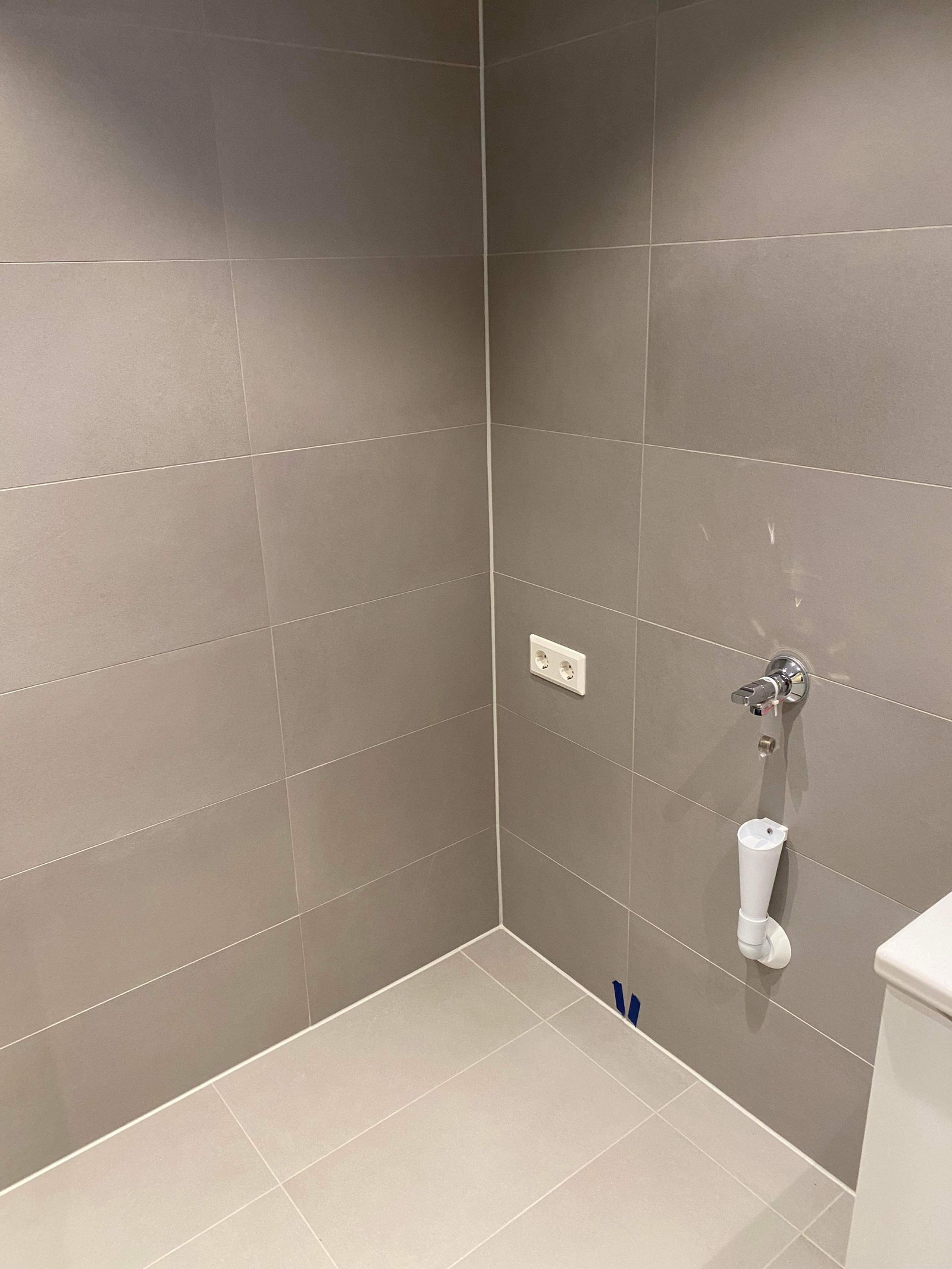 Opplegg til vaskemaskin på badet. Galleribilde