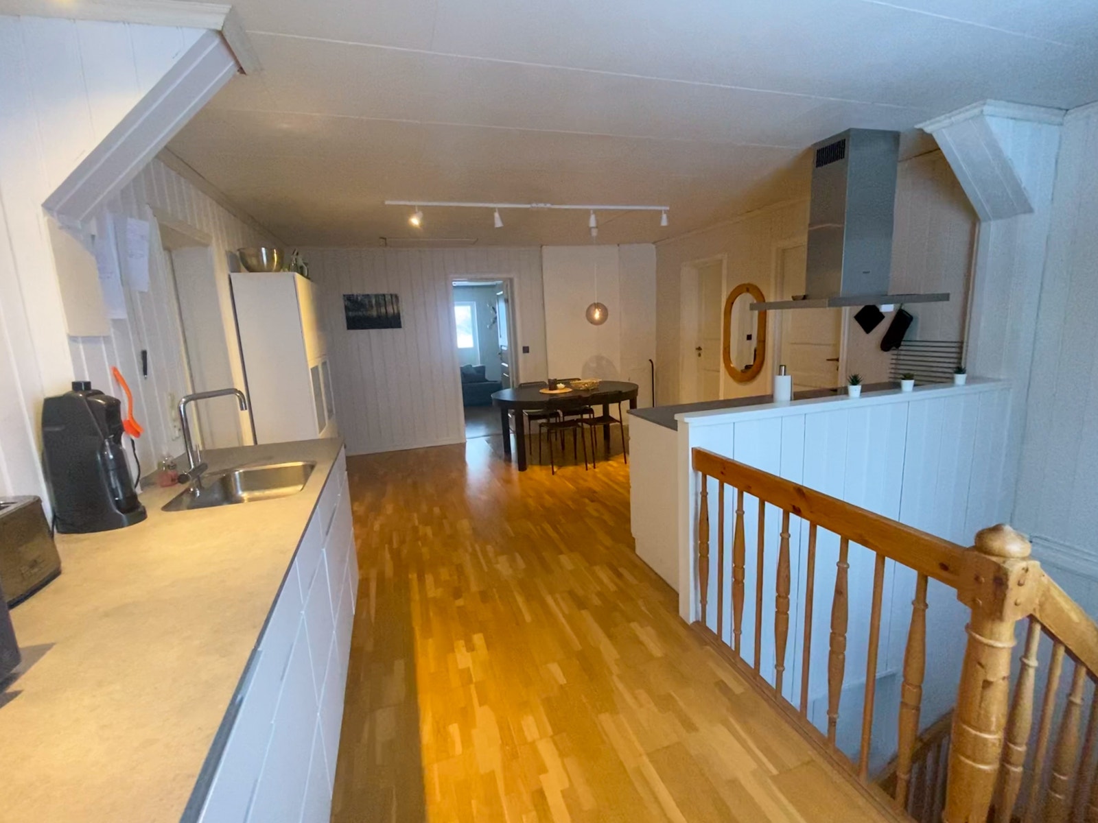 kjøkken fra entre Galleribilde