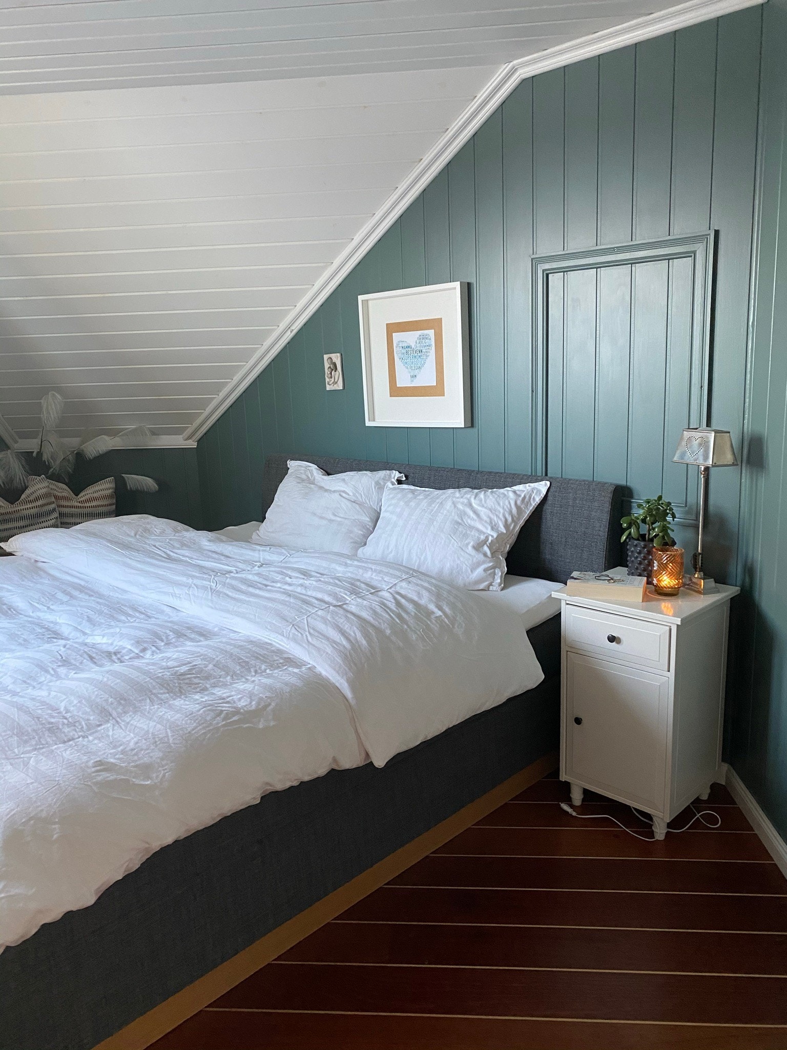 Soverom 3 etg med 180 cm seng Galleribilde