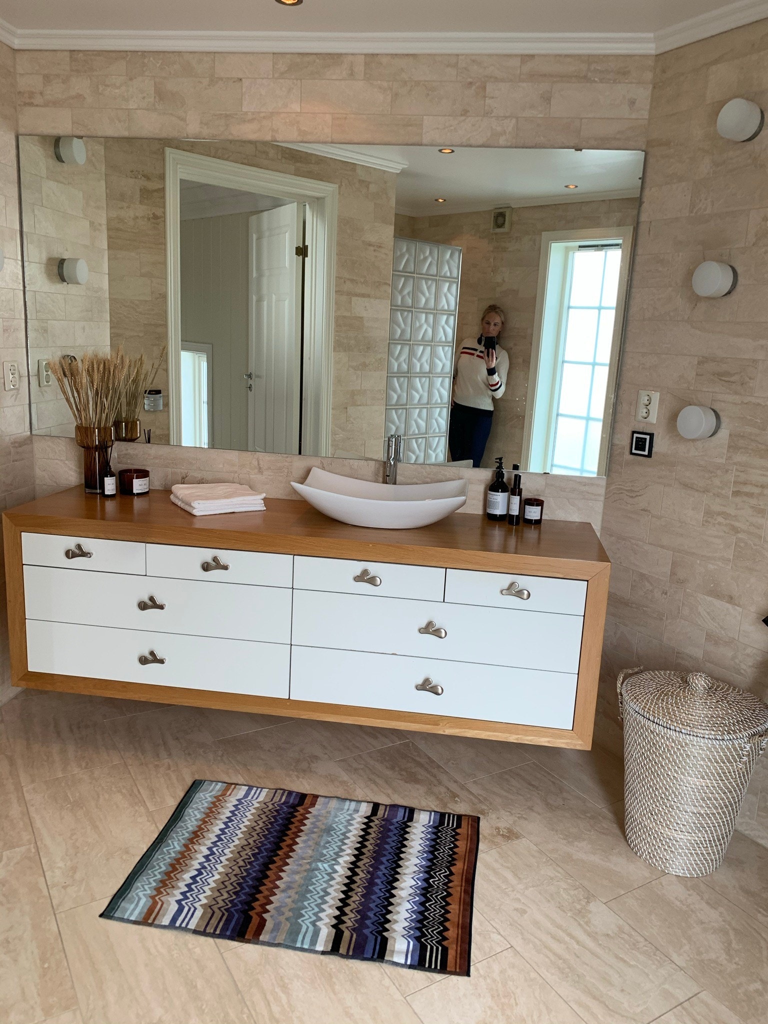 Bad 2 etg Galleribilde