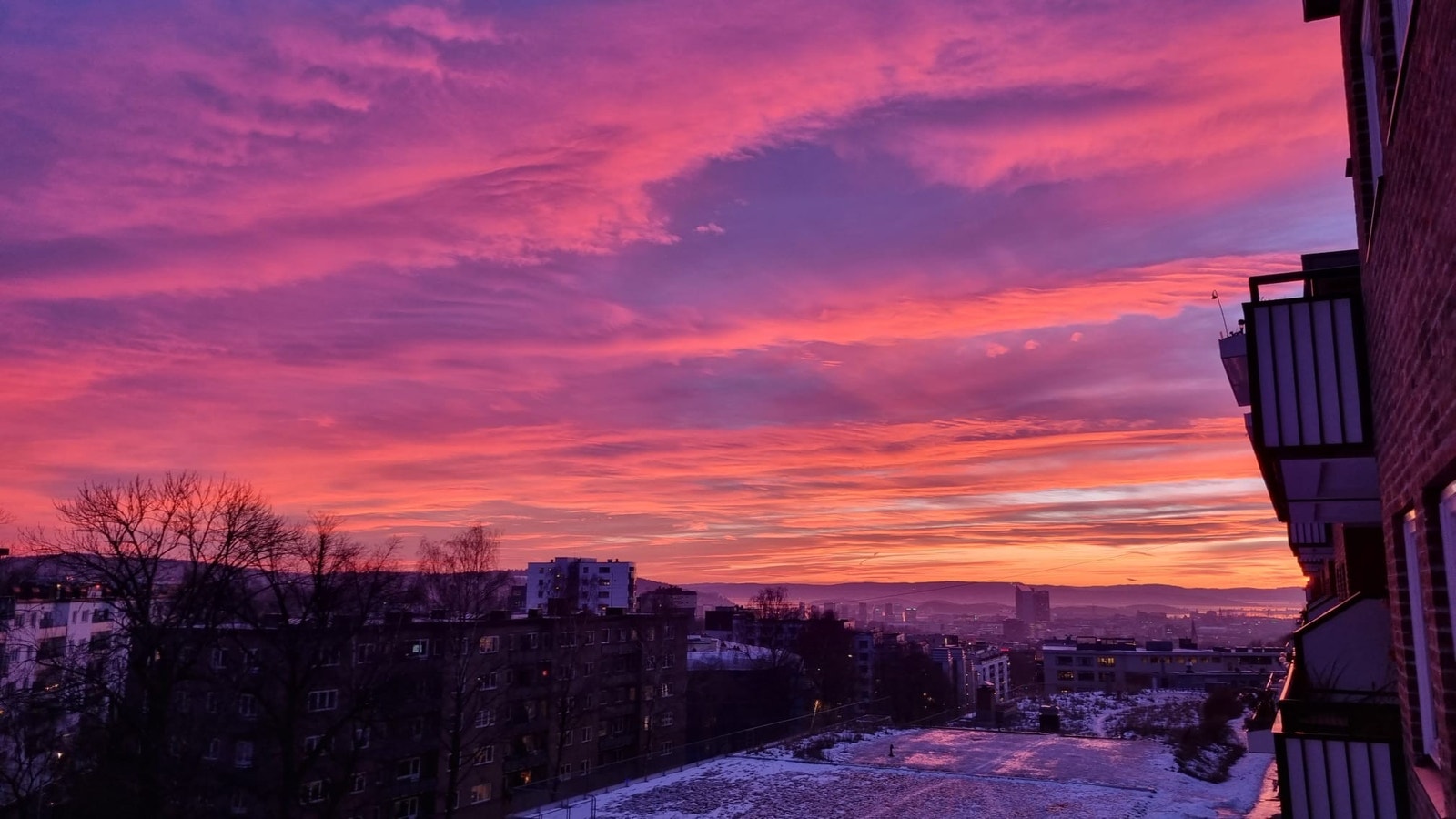 Utsikt fra balkongen Galleribilde