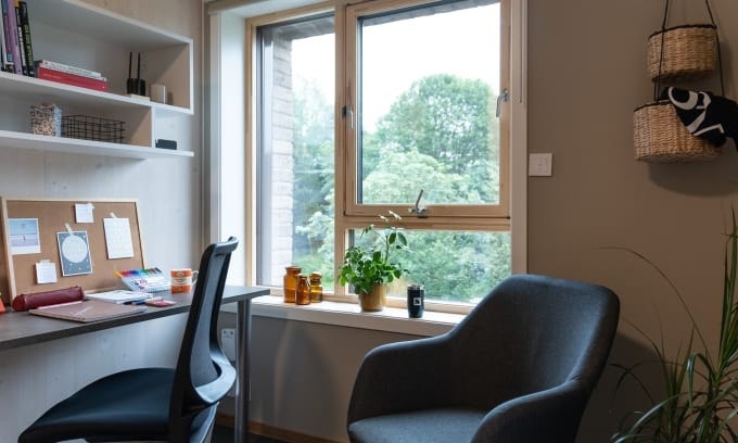 Vestsiden/Silva - Hybelleilighet med eget bad og kjøkken Galleribilde