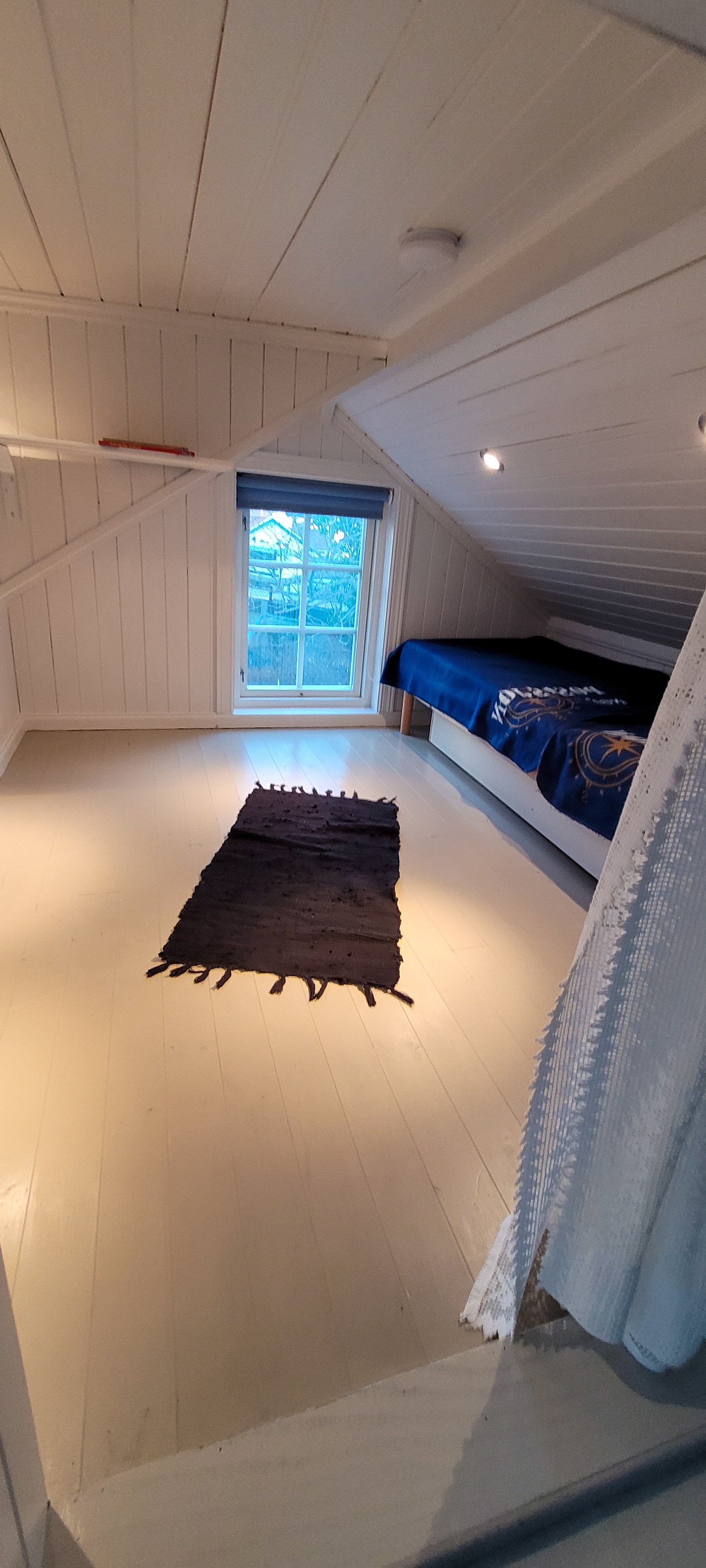 eget lite rom på hems - 1 sengeplass Galleribilde