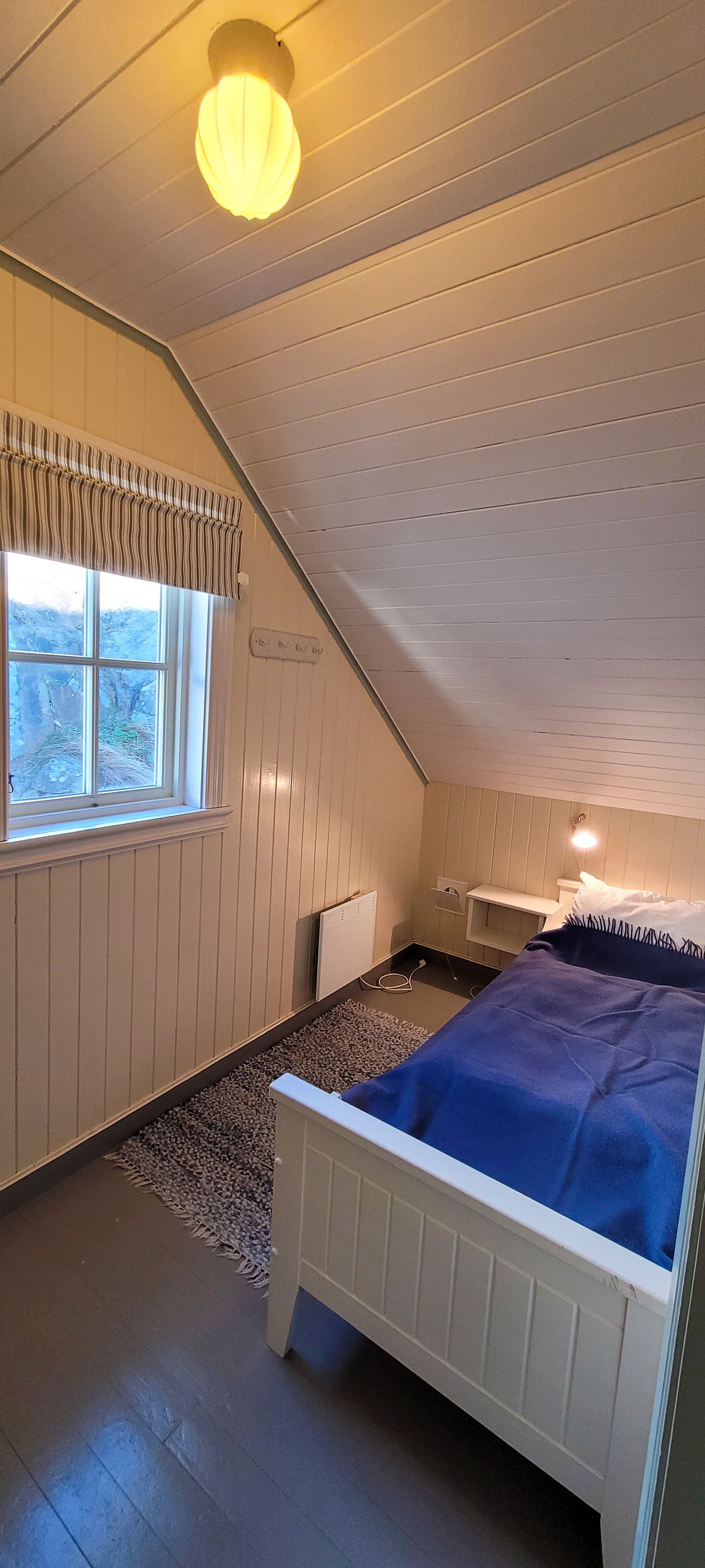 Hans sitt hold - 1 sengeplass Galleribilde