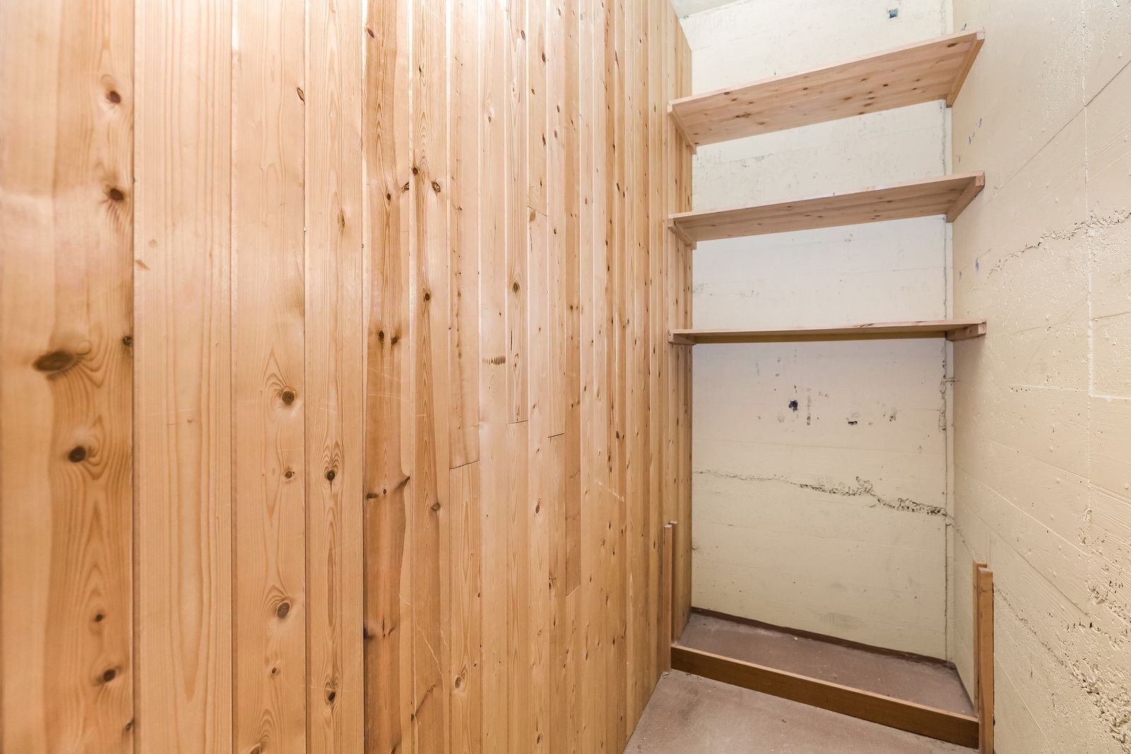 1 bod i kjeller følger leiligheten Galleribilde