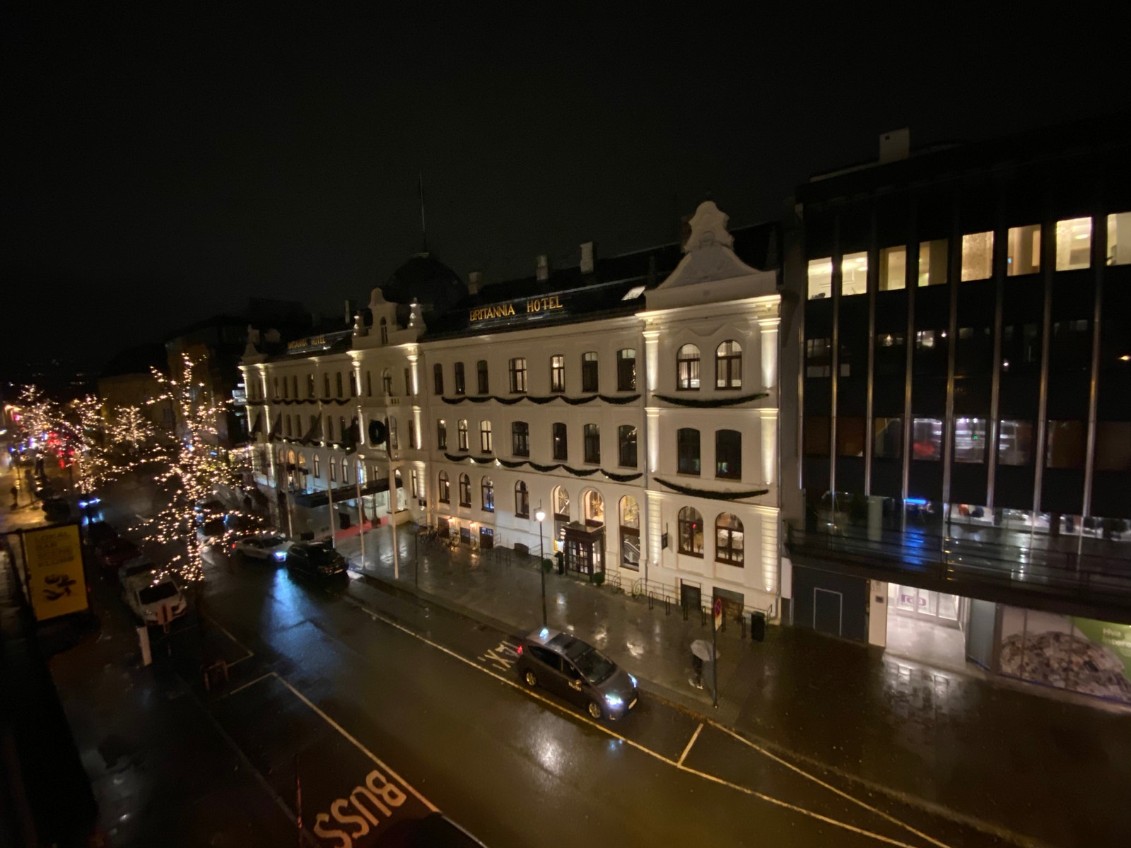 Flott utsikt mot Norges flottese Hotell - Britania Galleribilde