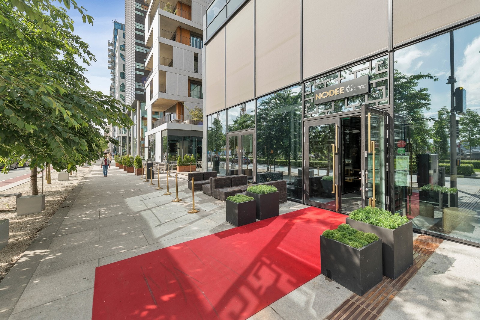 Nodee og Nodee Skybar finner du noen meter fra boligen, sammen med flere andre high-end restauranter som byr på spennende smaker. Galleribilde
