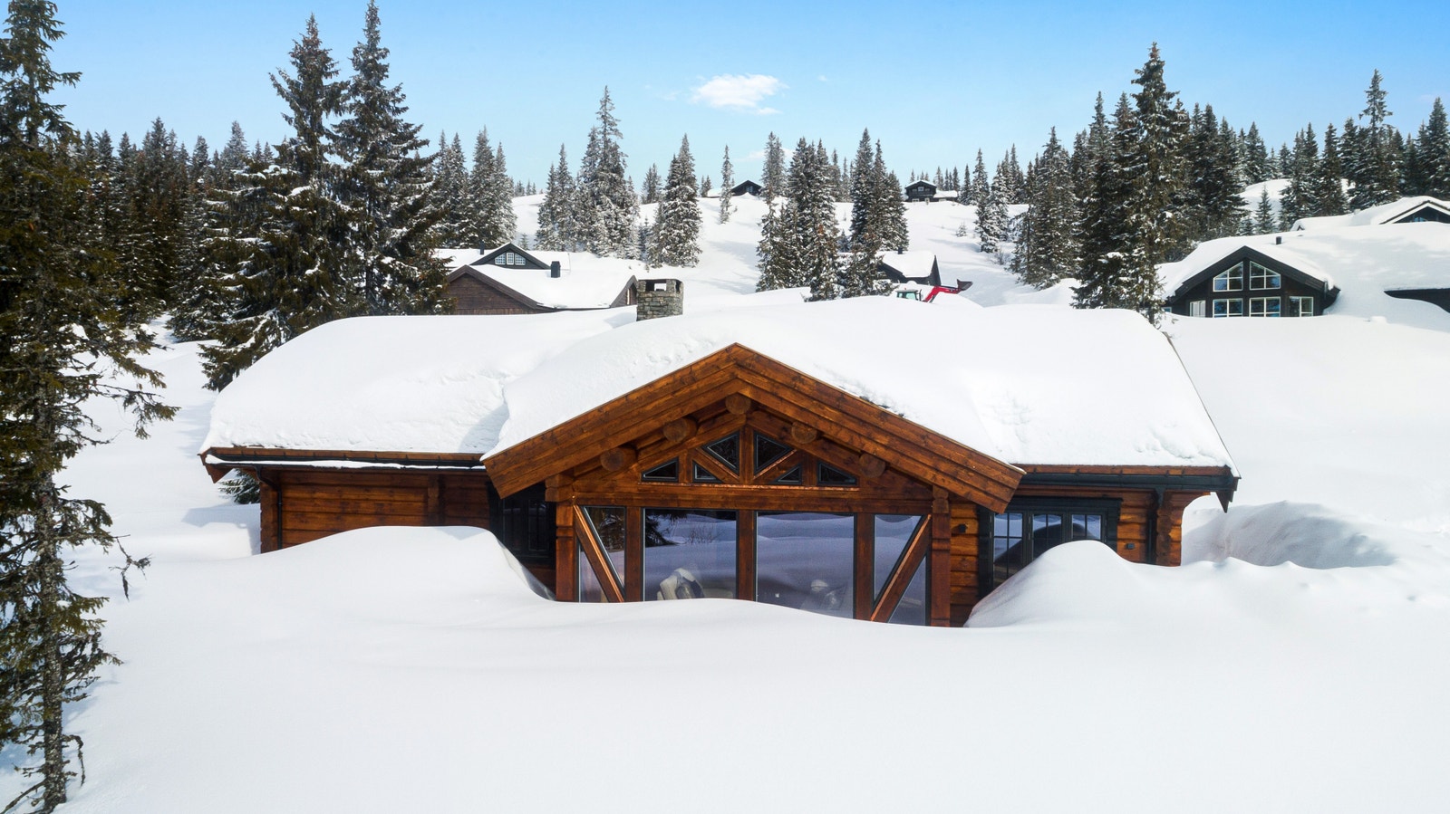 Bildet er av tidligere oppført hytte og kan inneholde løsninger som er kundetilpasset og avviker fra standard leveranse. Galleribilde